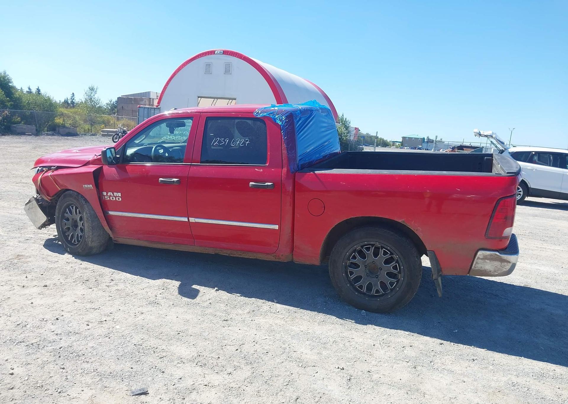 2015 RAM 1500 ST