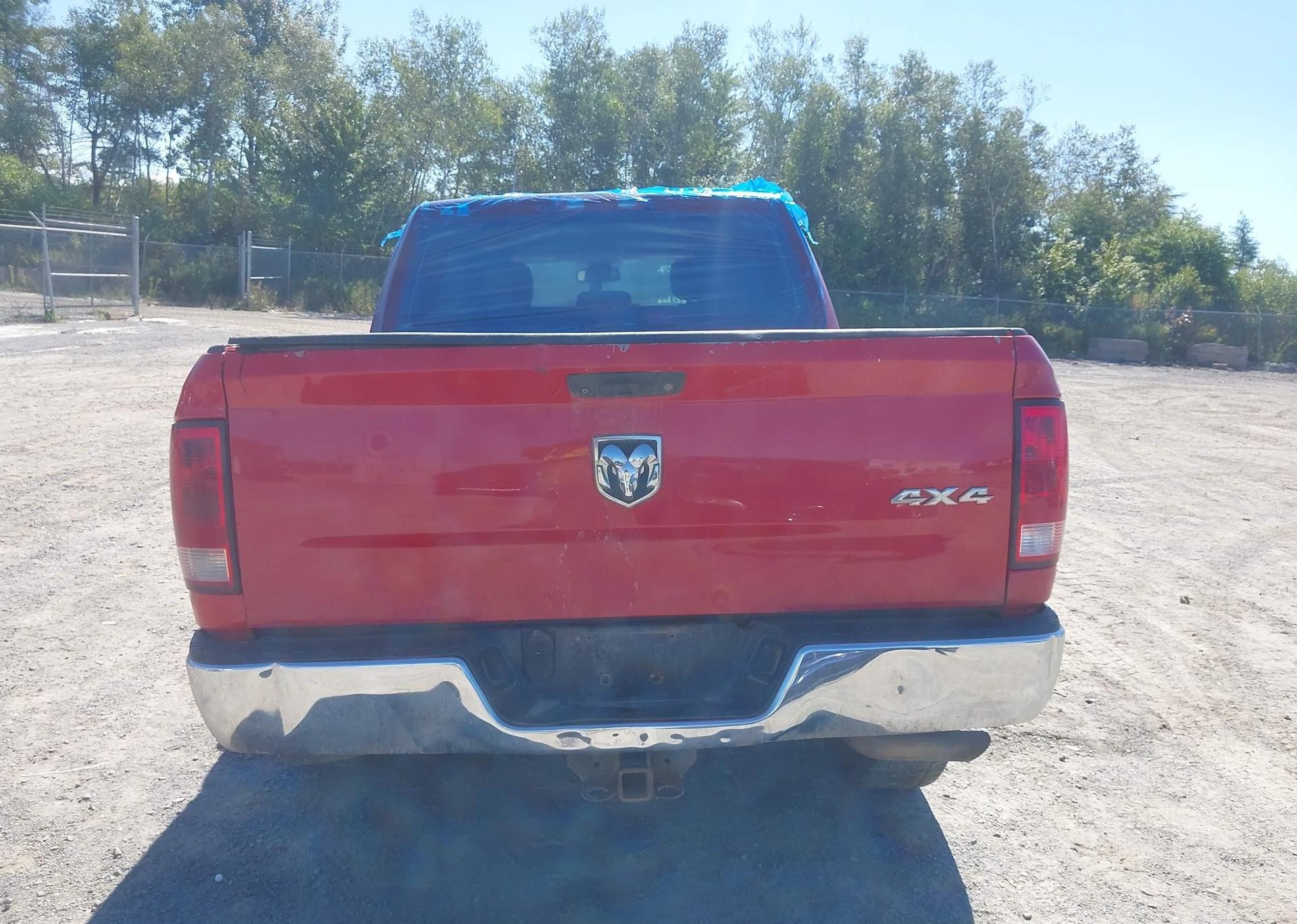 2015 RAM 1500 ST