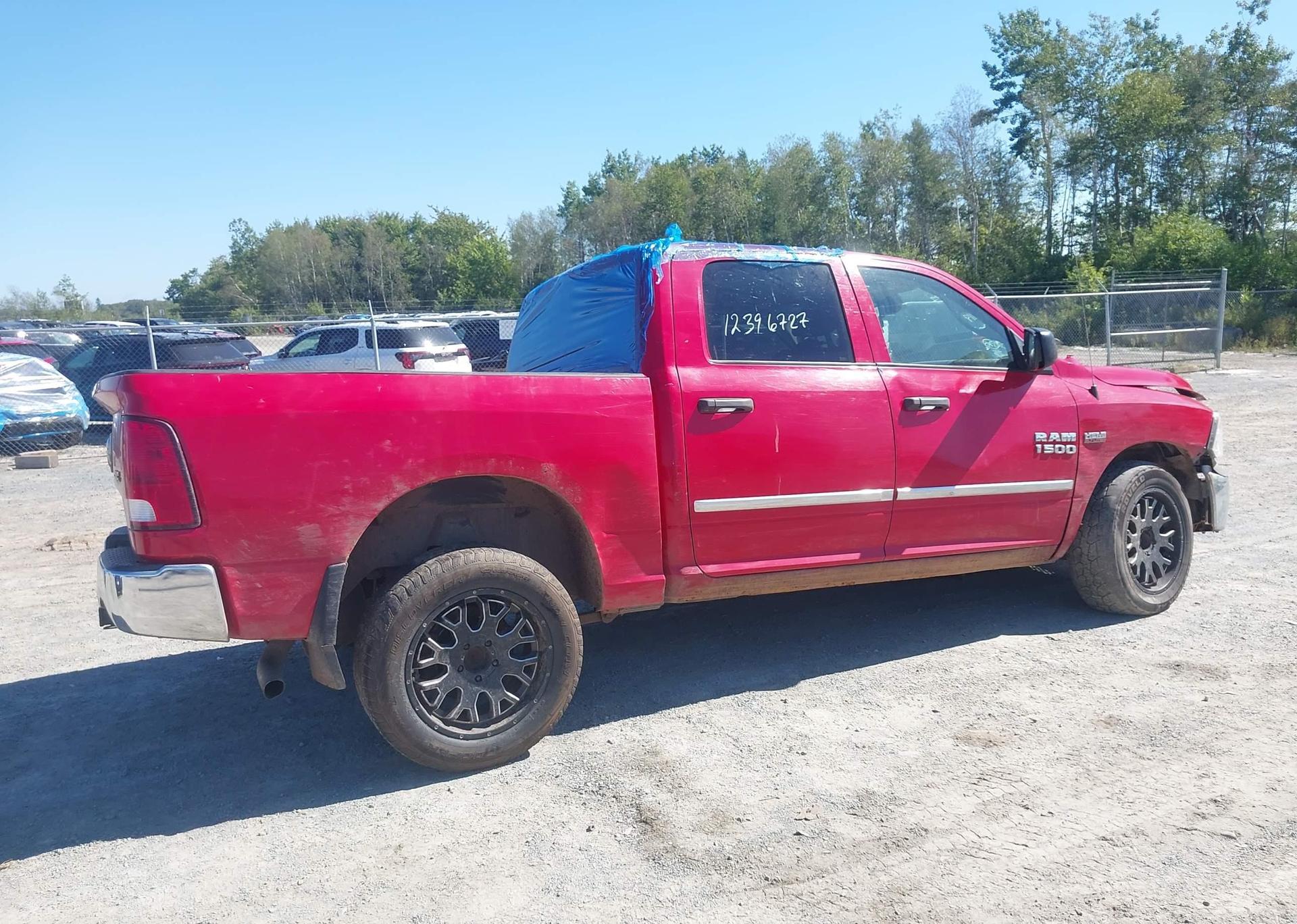 2015 RAM 1500 ST