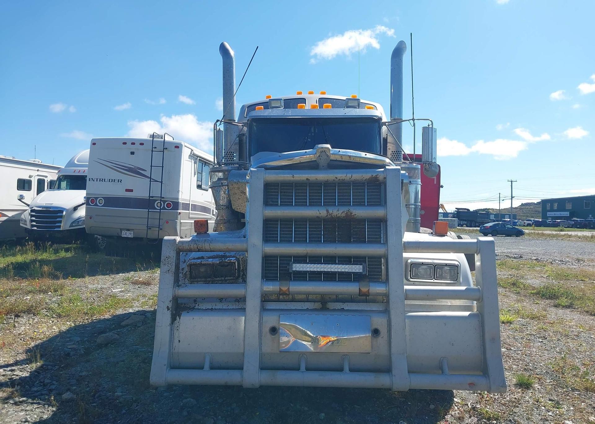 2020 KENWORTH W900
