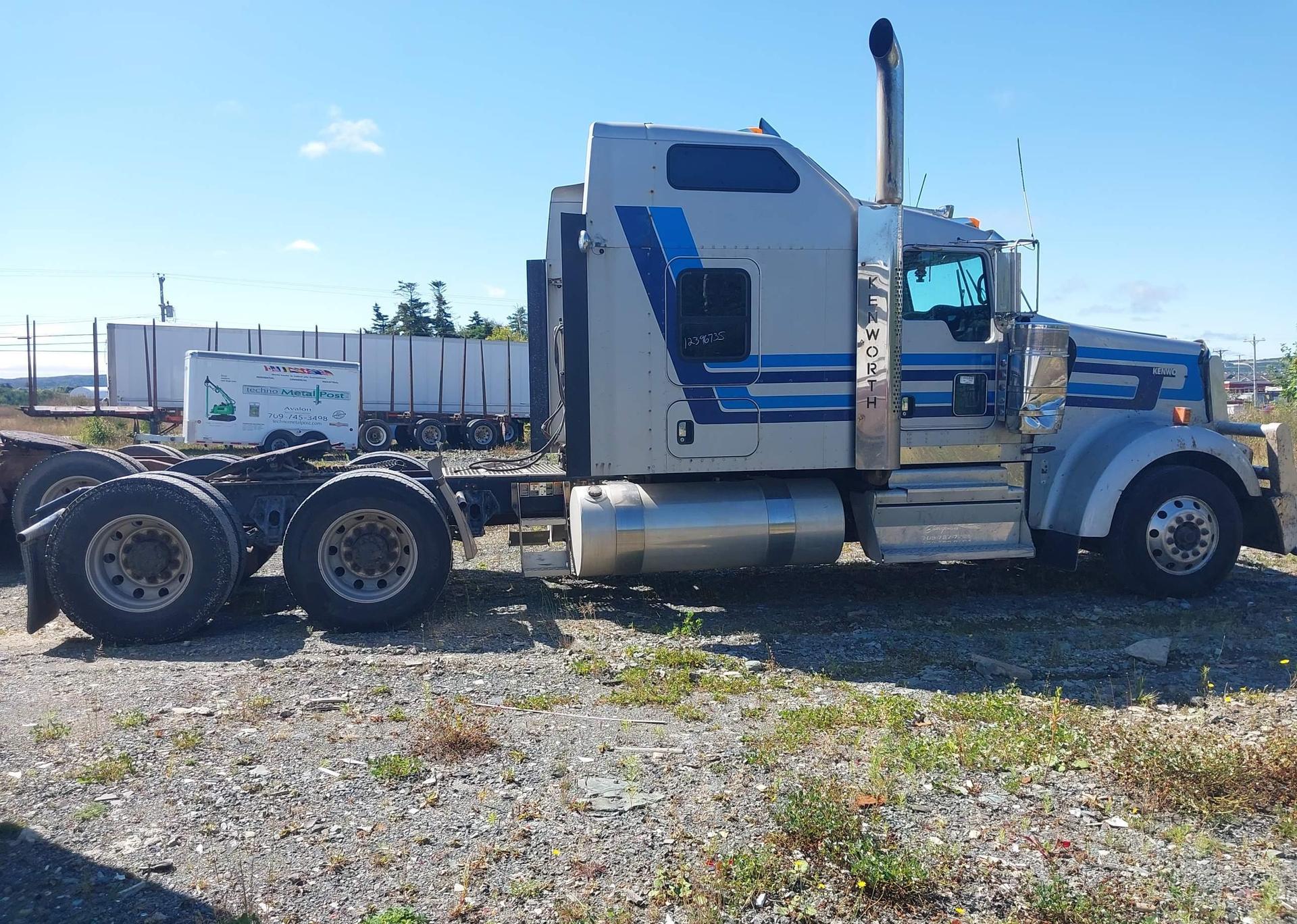 2020 KENWORTH W900