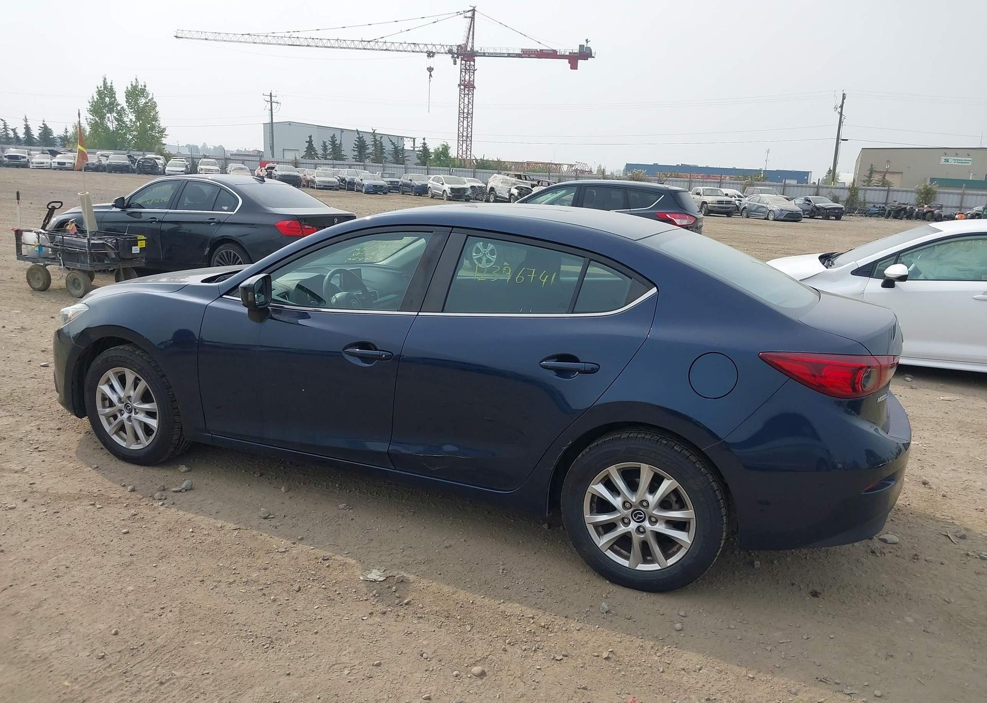 2016 MAZDA MAZDA3 GS
