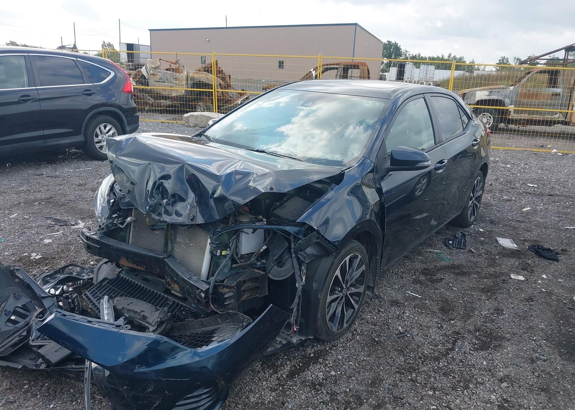 2018 TOYOTA COROLLA SE