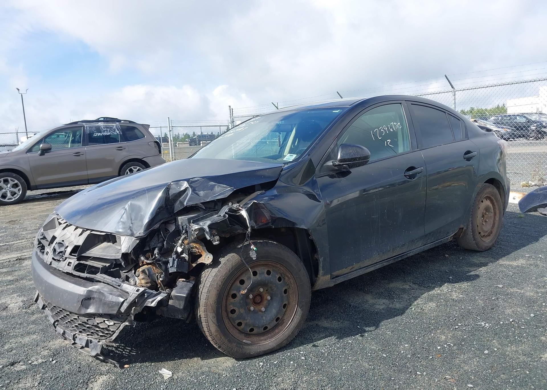 2012 MAZDA MAZDA3 GS-SKY
