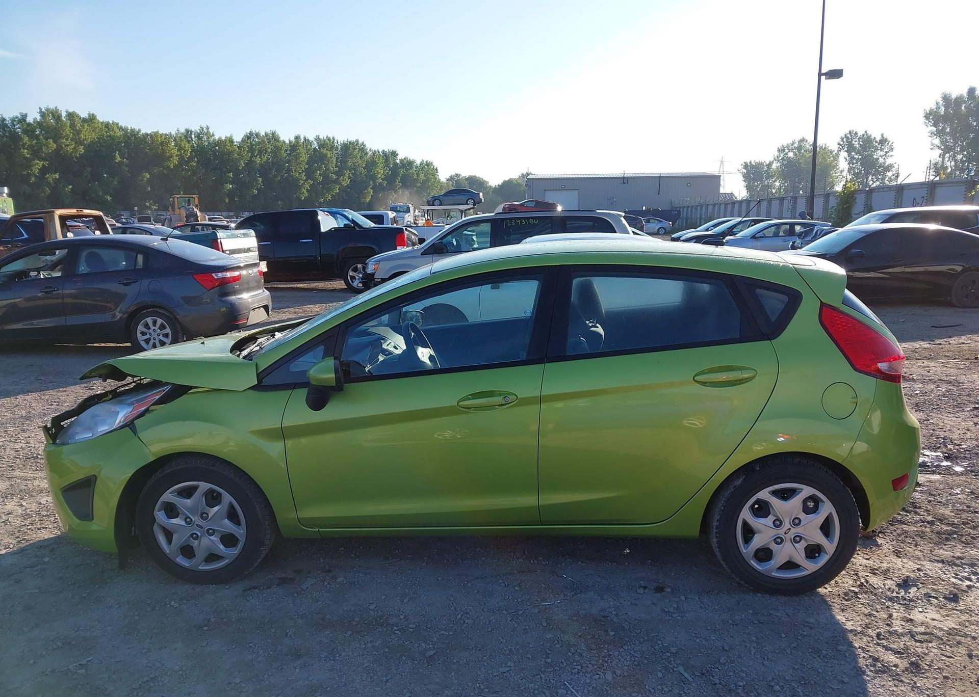 2013 FORD FIESTA SE