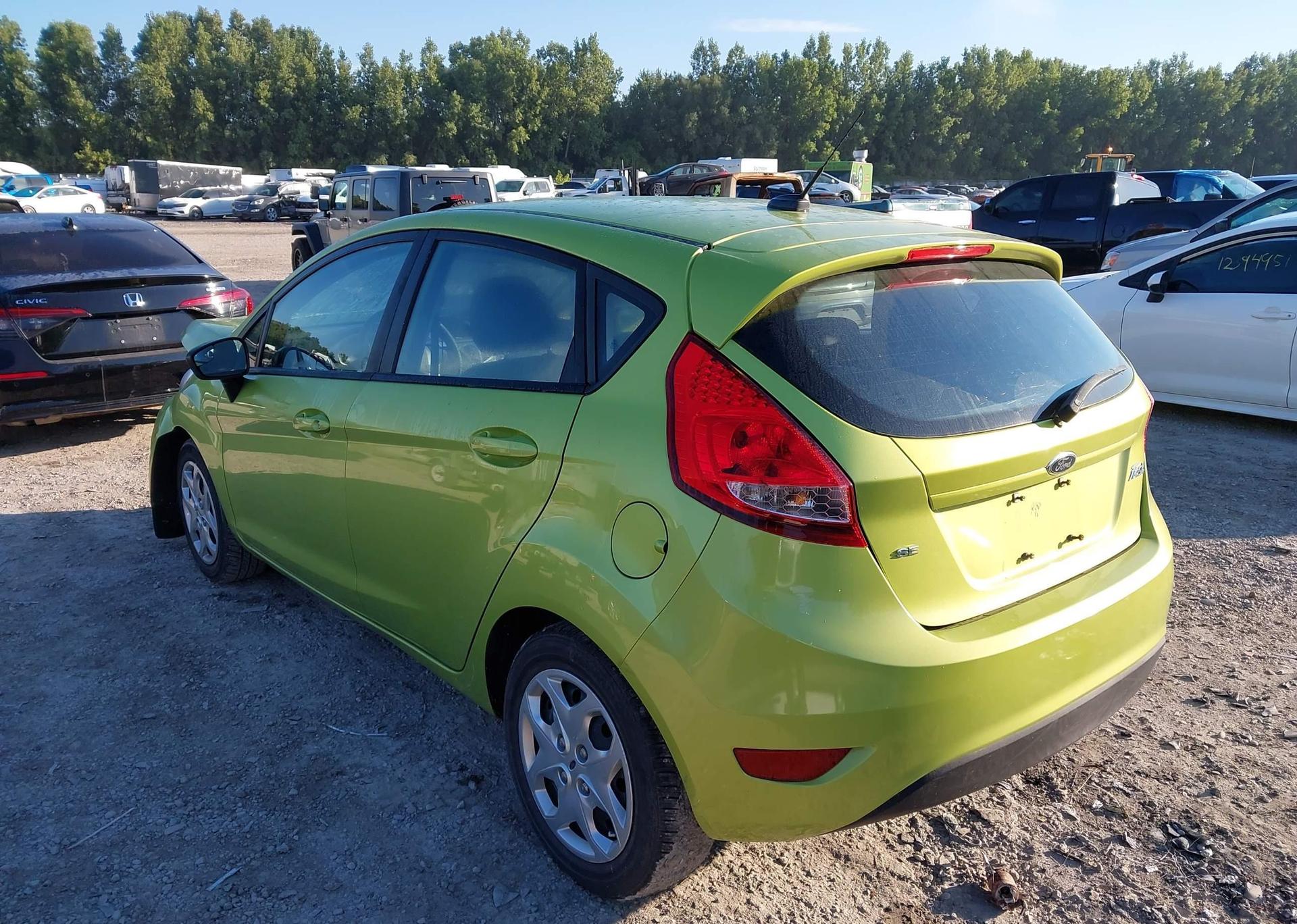 2013 FORD FIESTA SE