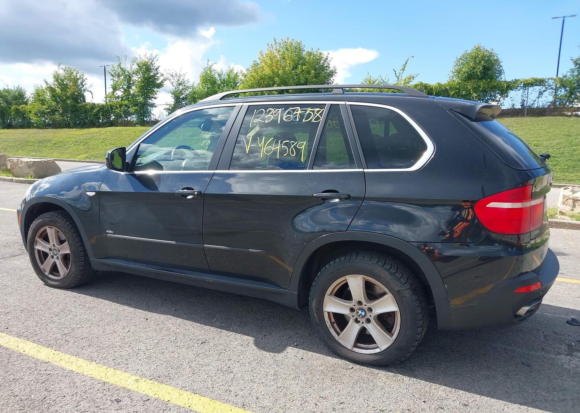 2007 BMW X5 4.8I