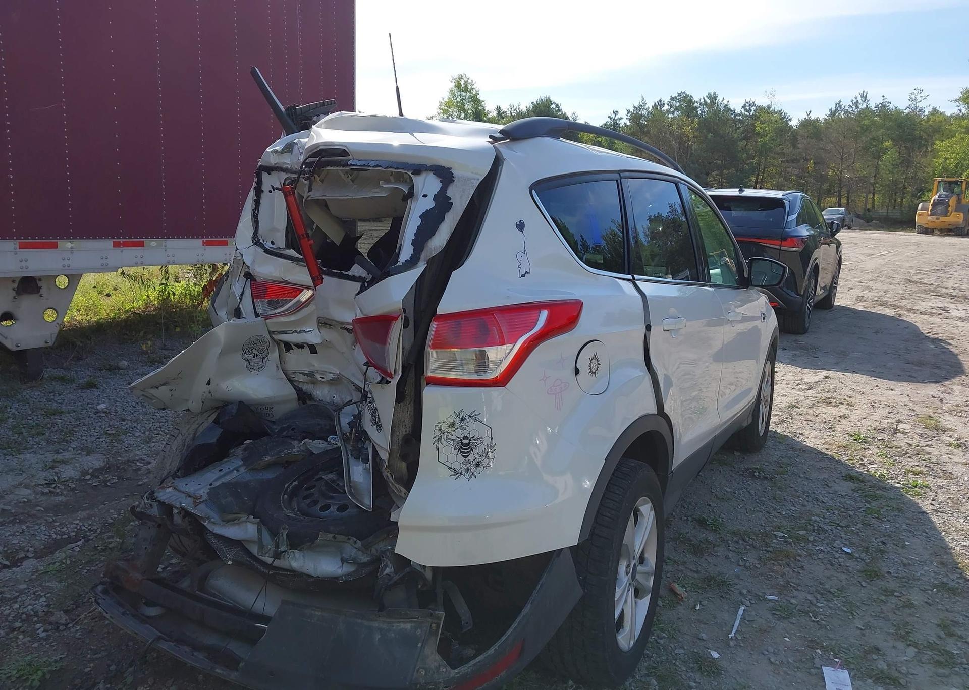 2015 FORD ESCAPE SE
