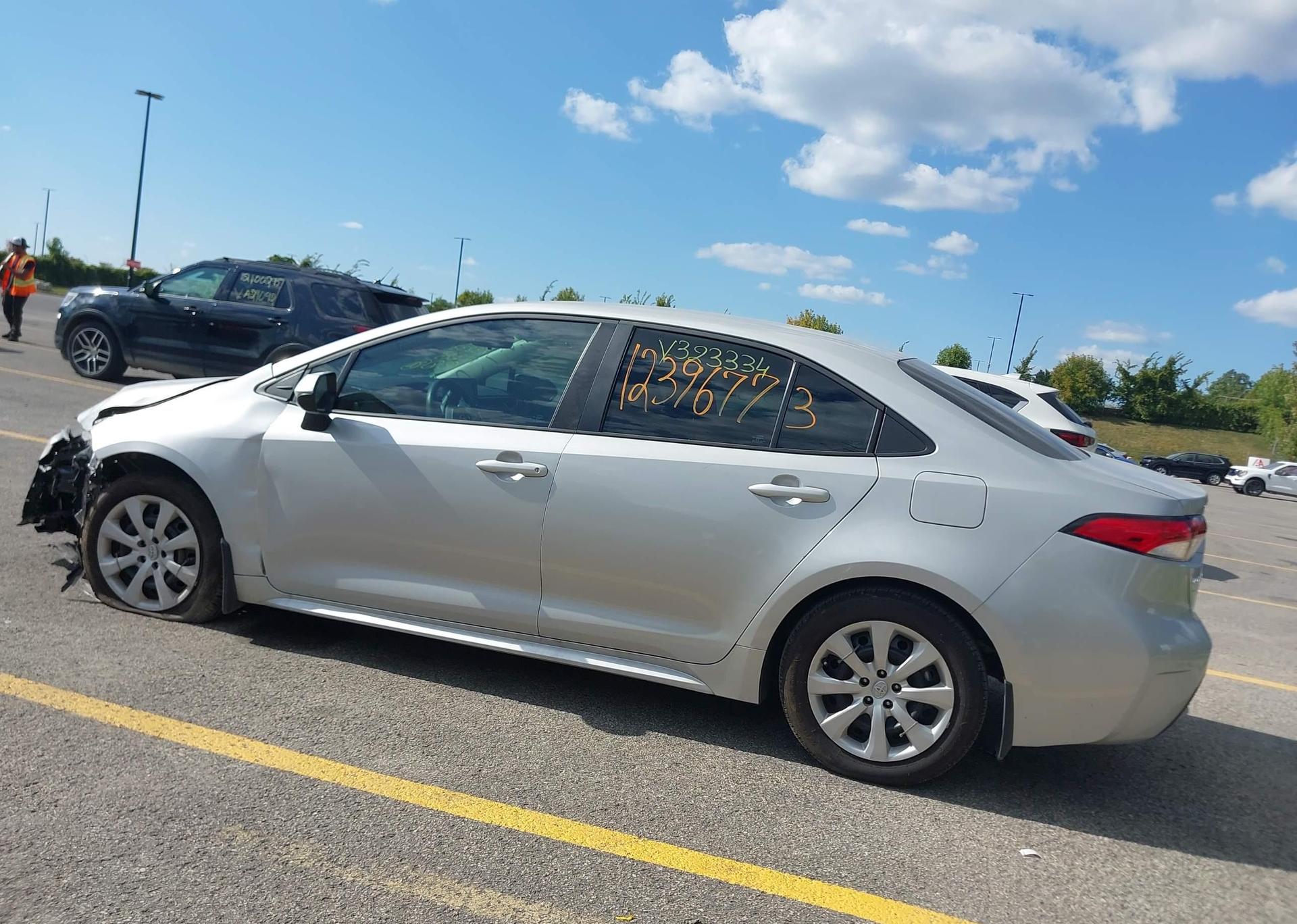 2022 TOYOTA COROLLA LE