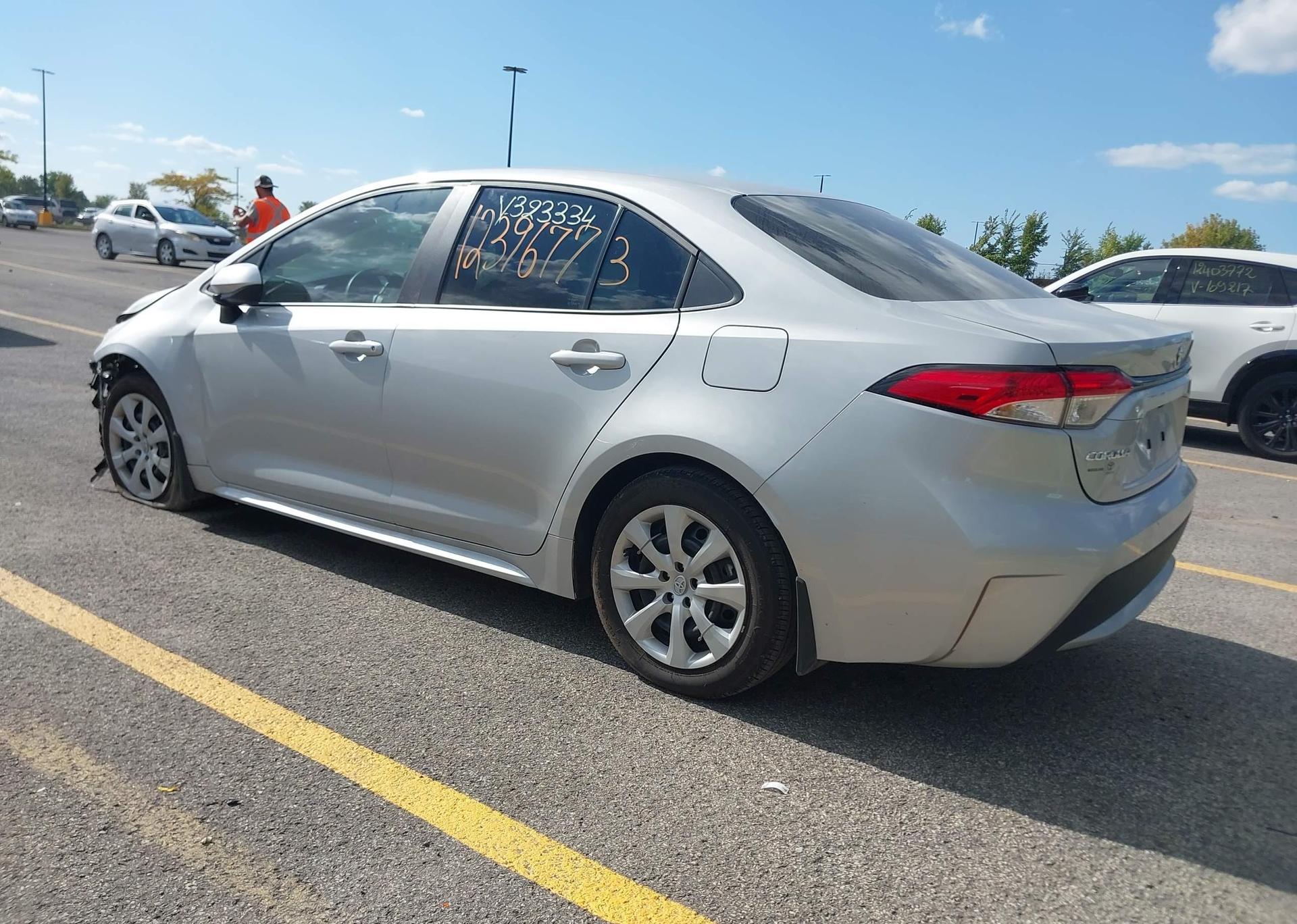 2022 TOYOTA COROLLA LE
