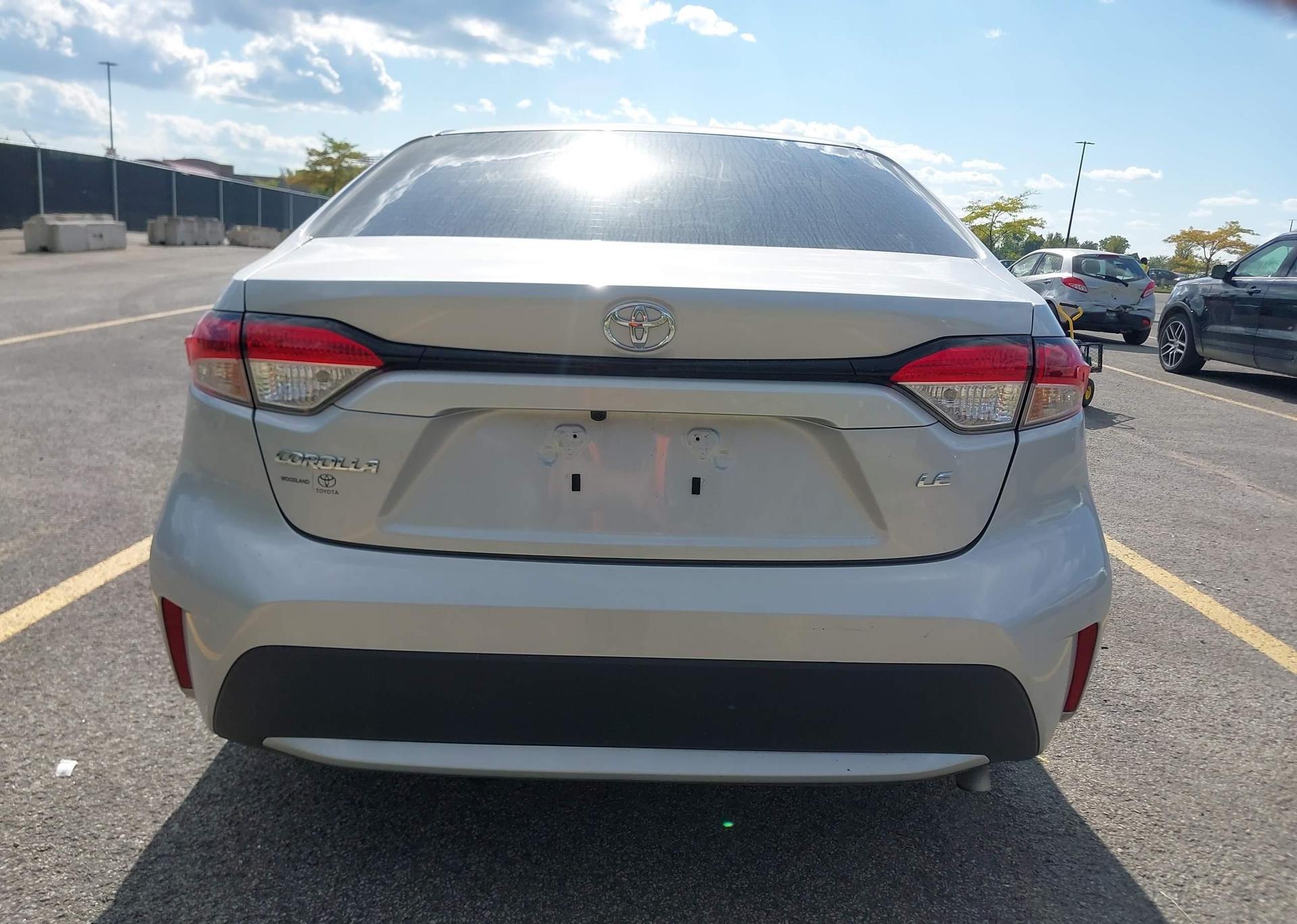 2022 TOYOTA COROLLA LE