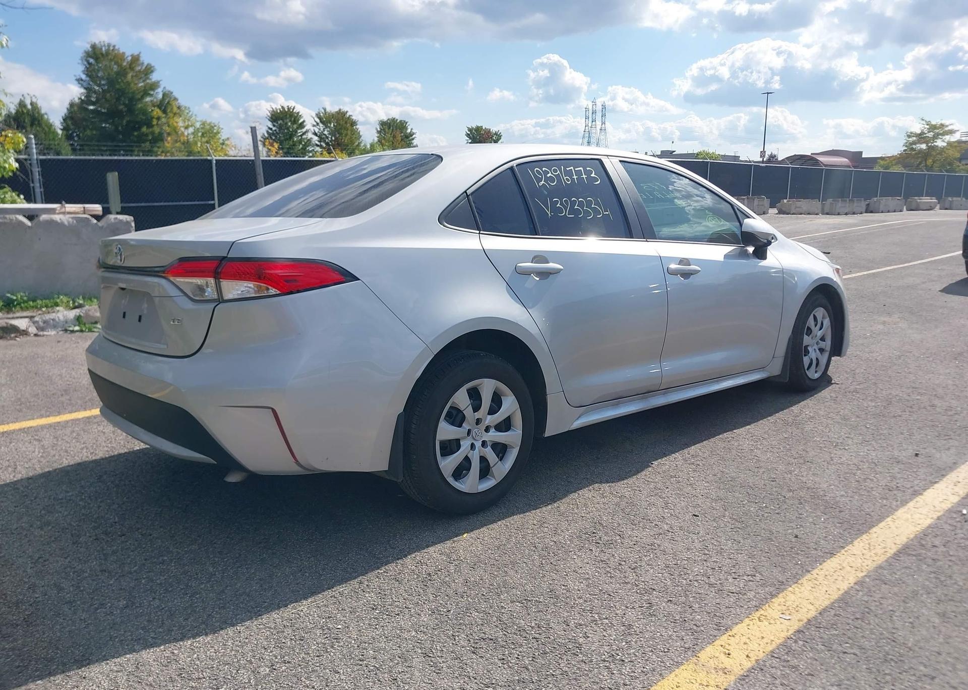 2022 TOYOTA COROLLA LE