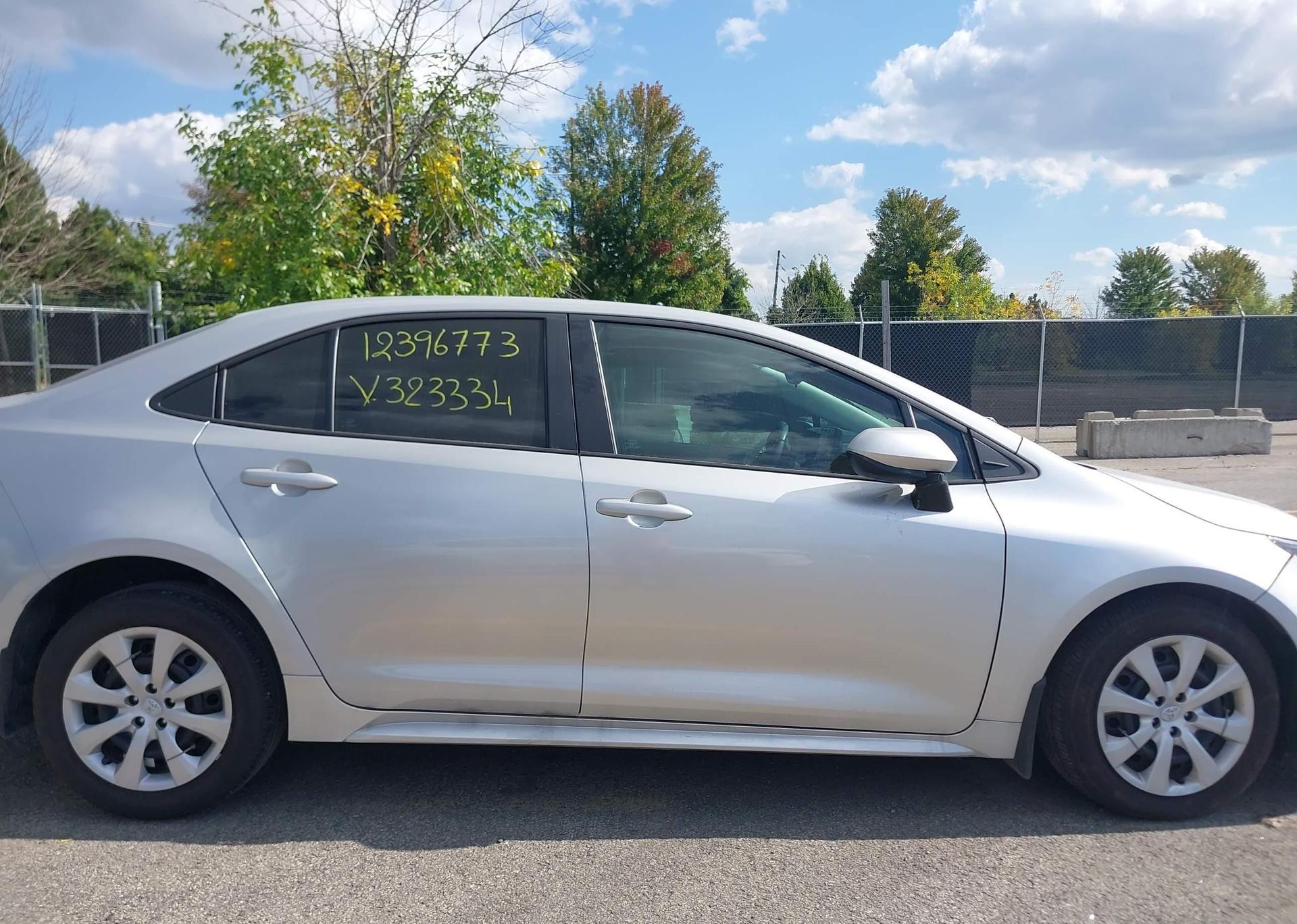 2022 TOYOTA COROLLA LE