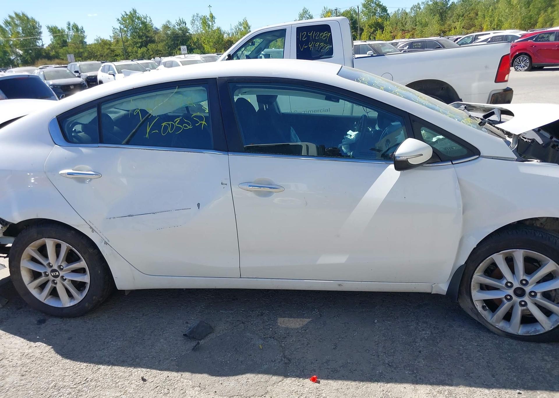 2017 KIA FORTE EX