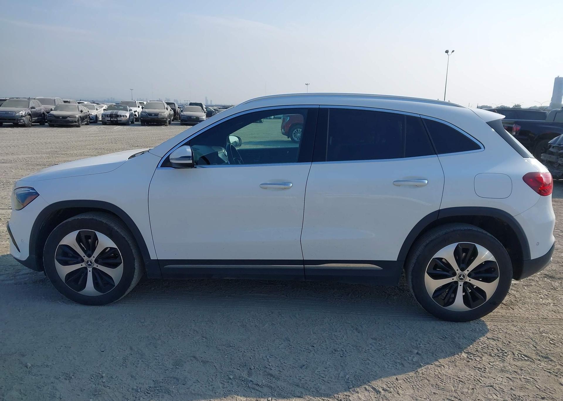 2024 MERCEDES-BENZ GLA 250 4MATIC