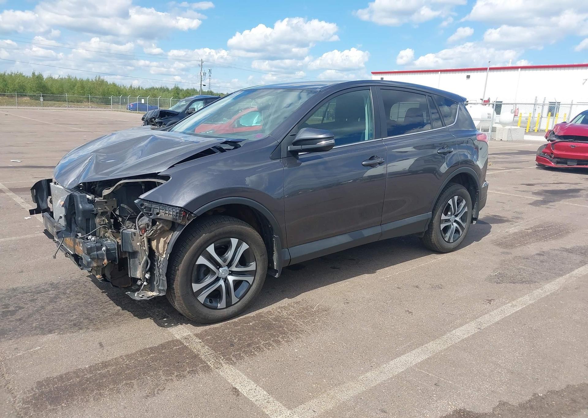 2016 TOYOTA RAV4 LE