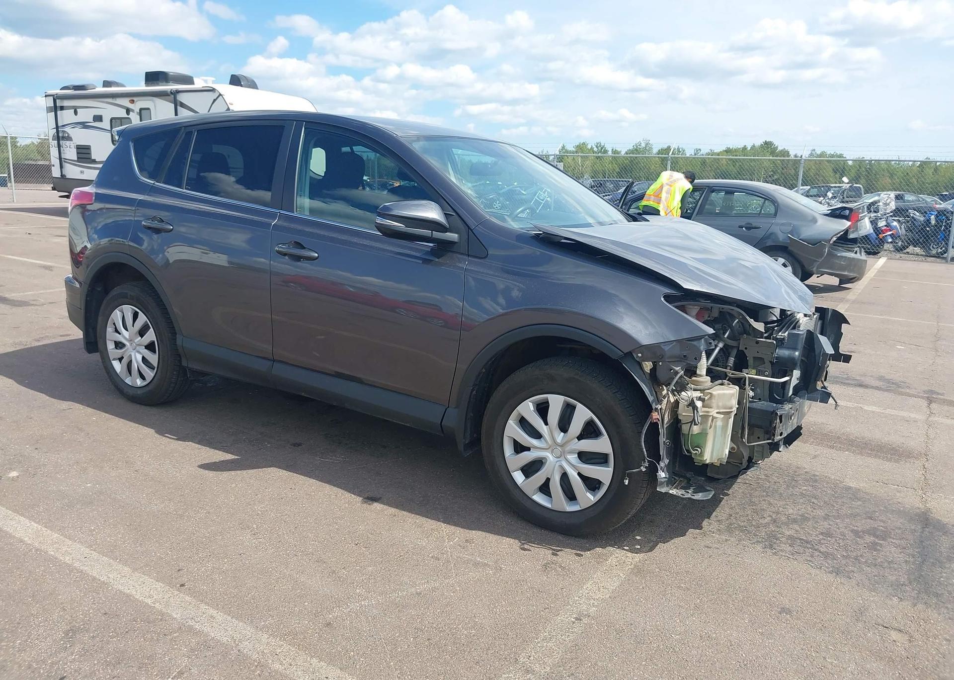 2016 TOYOTA RAV4 LE