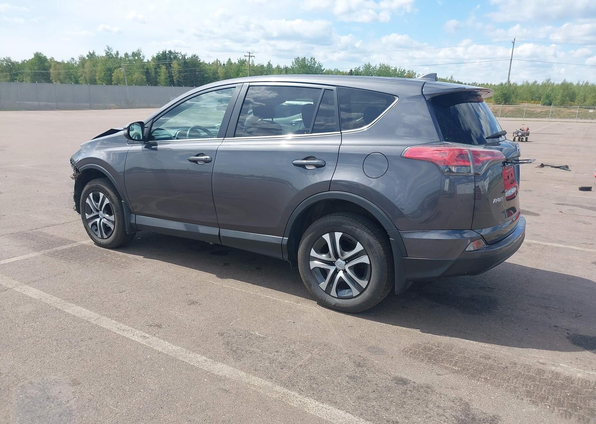 2016 TOYOTA RAV4 LE