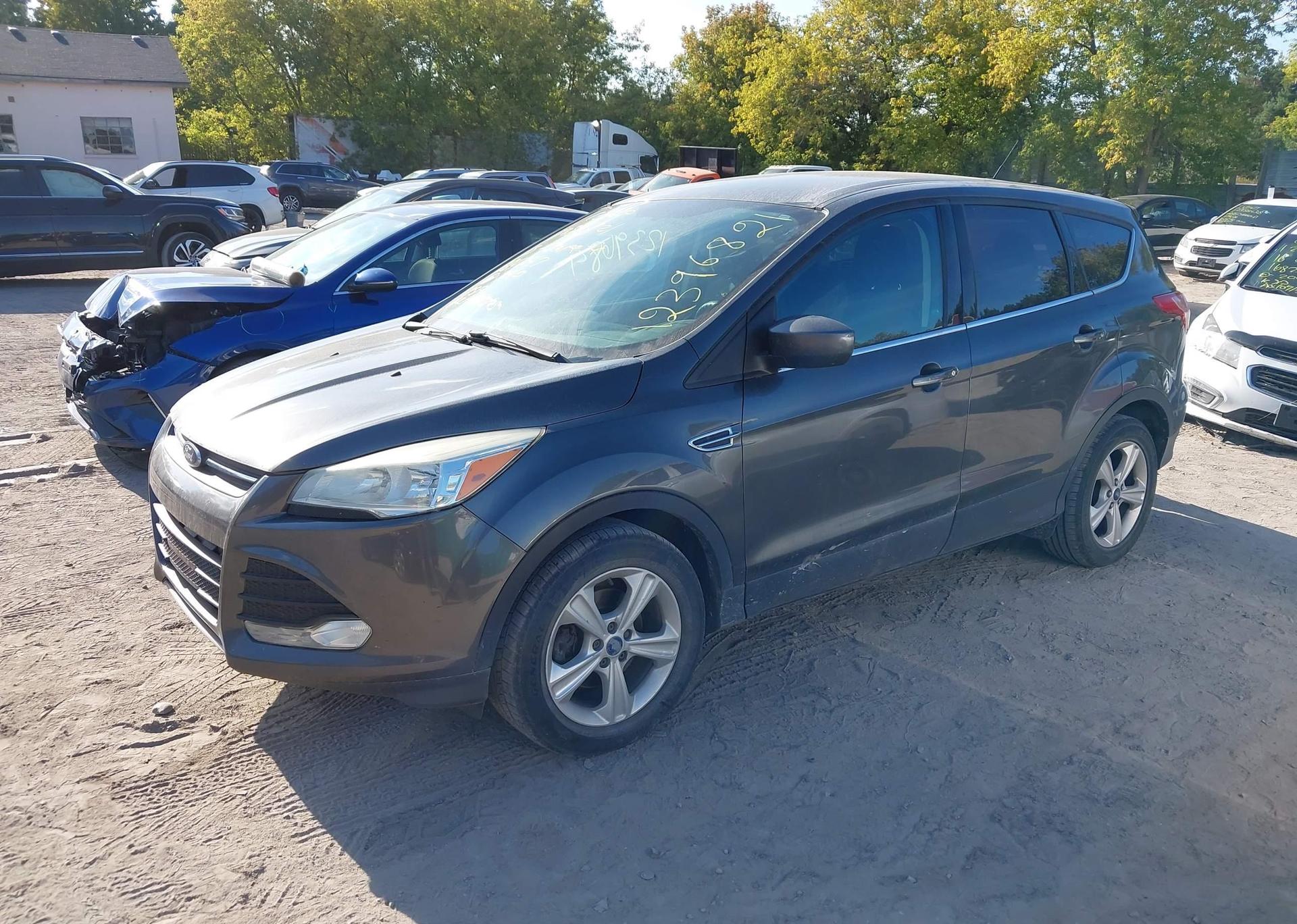 2015 FORD ESCAPE SE