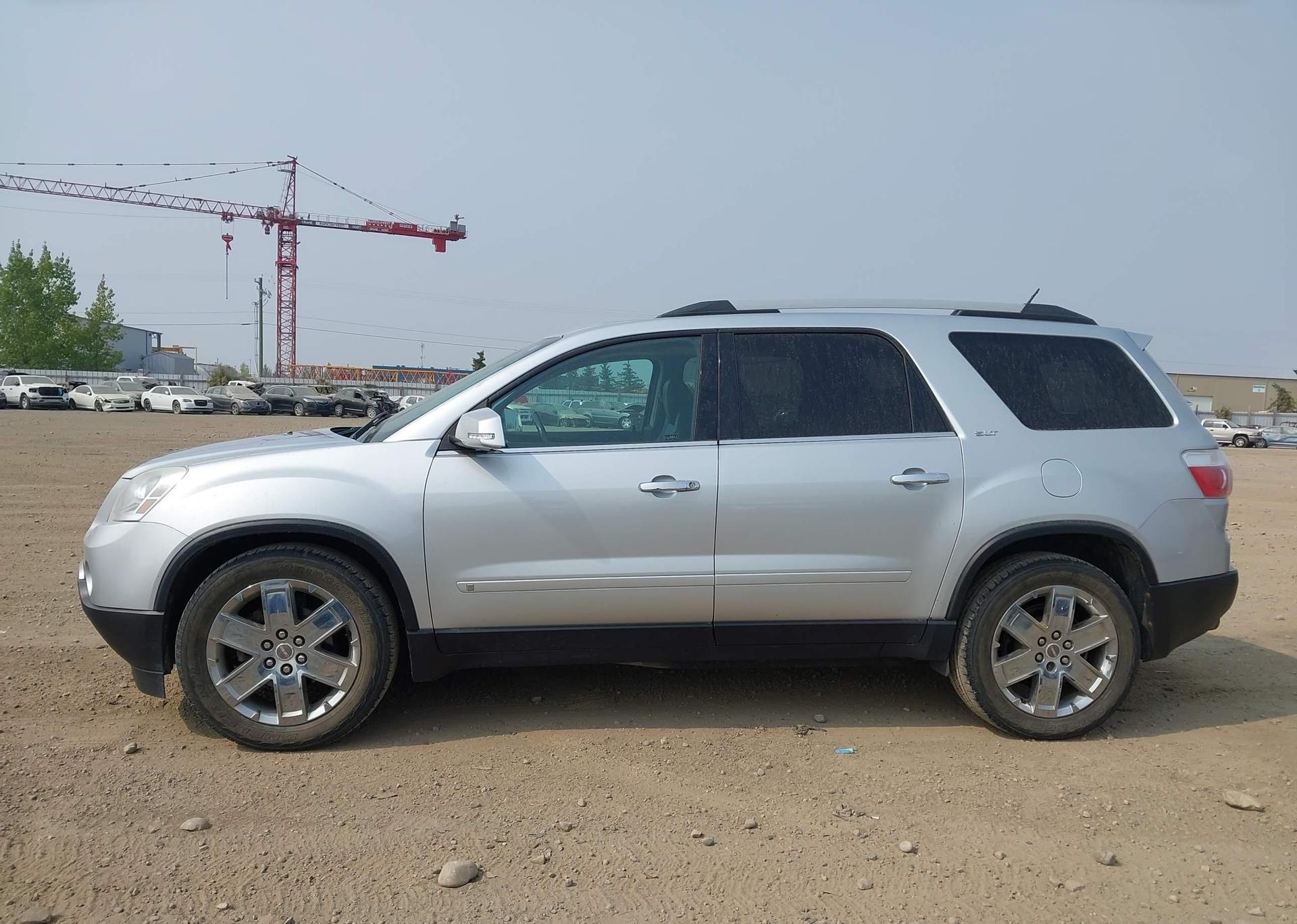 2010 GMC ACADIA SLT-2