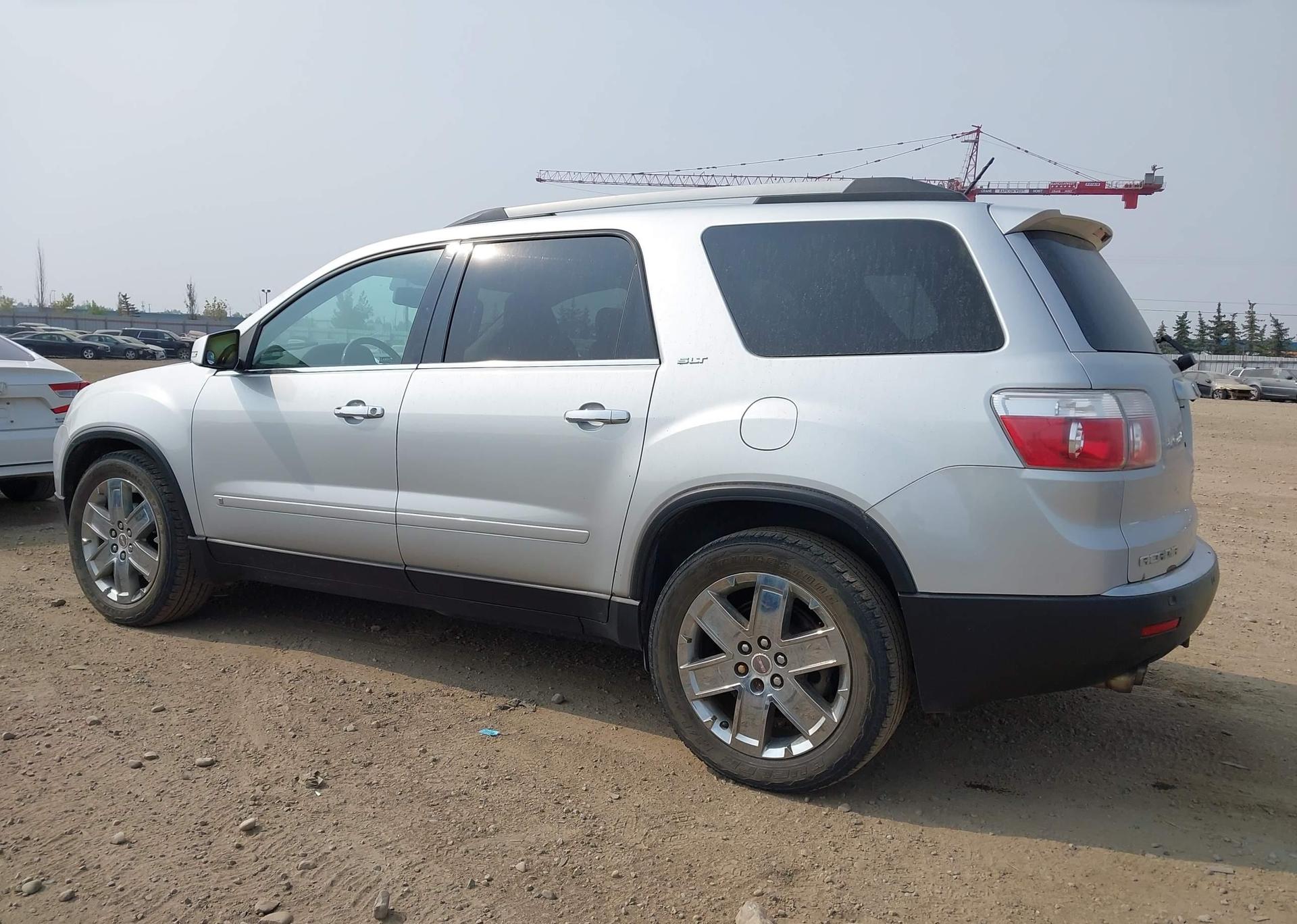 2010 GMC ACADIA SLT-2