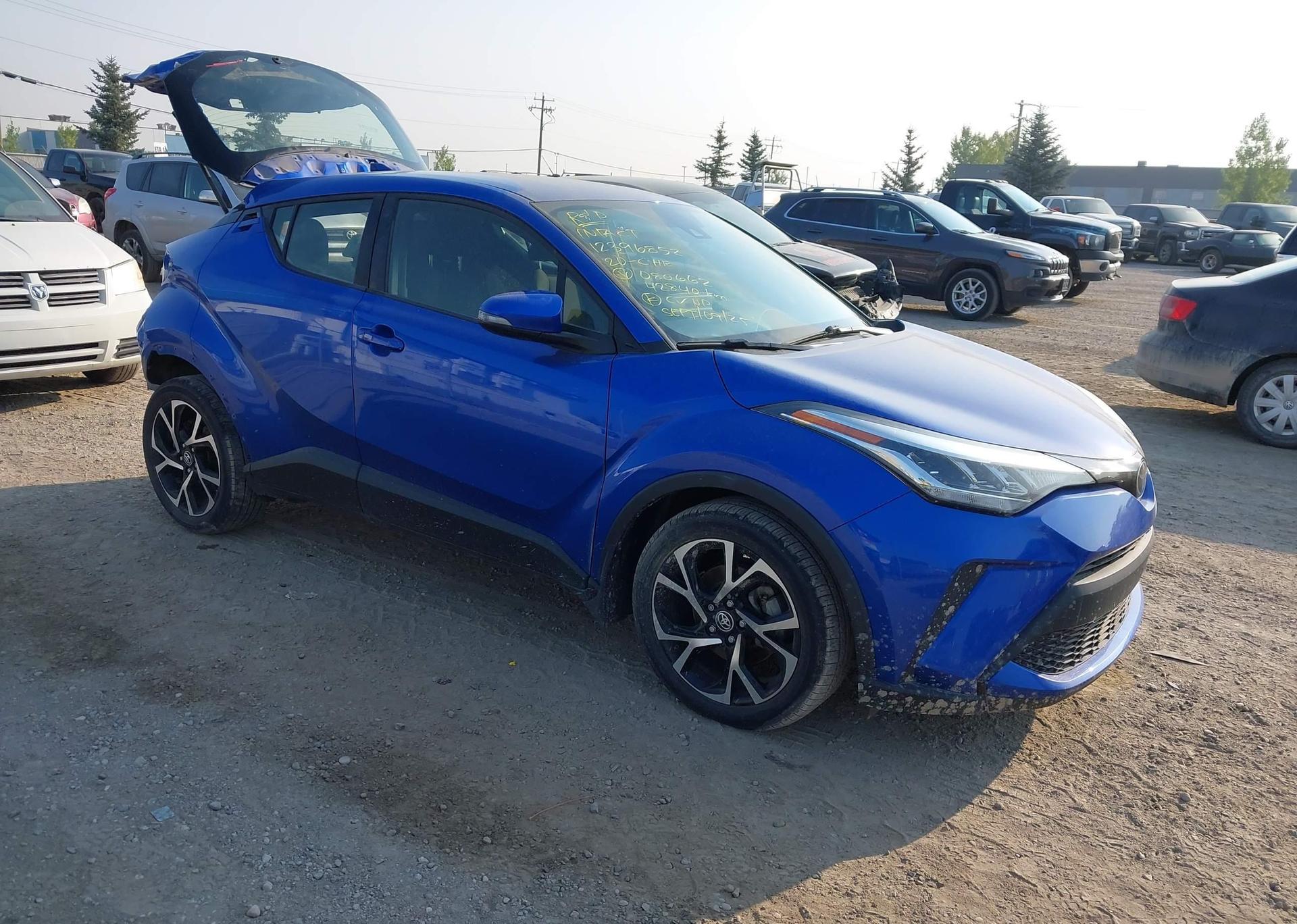 2020 TOYOTA C-HR LE