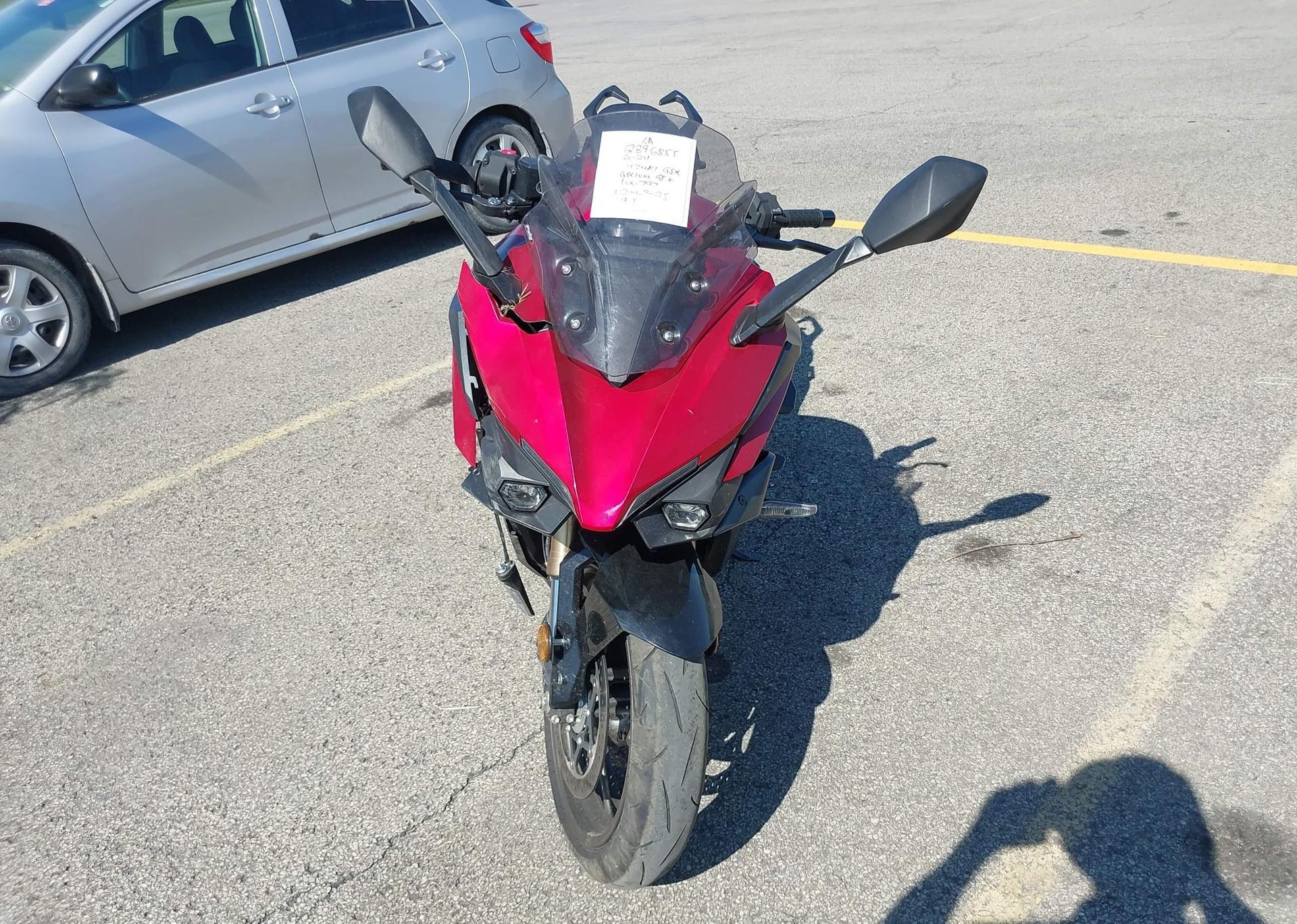 2024 SUZUKI GSX1000 GT