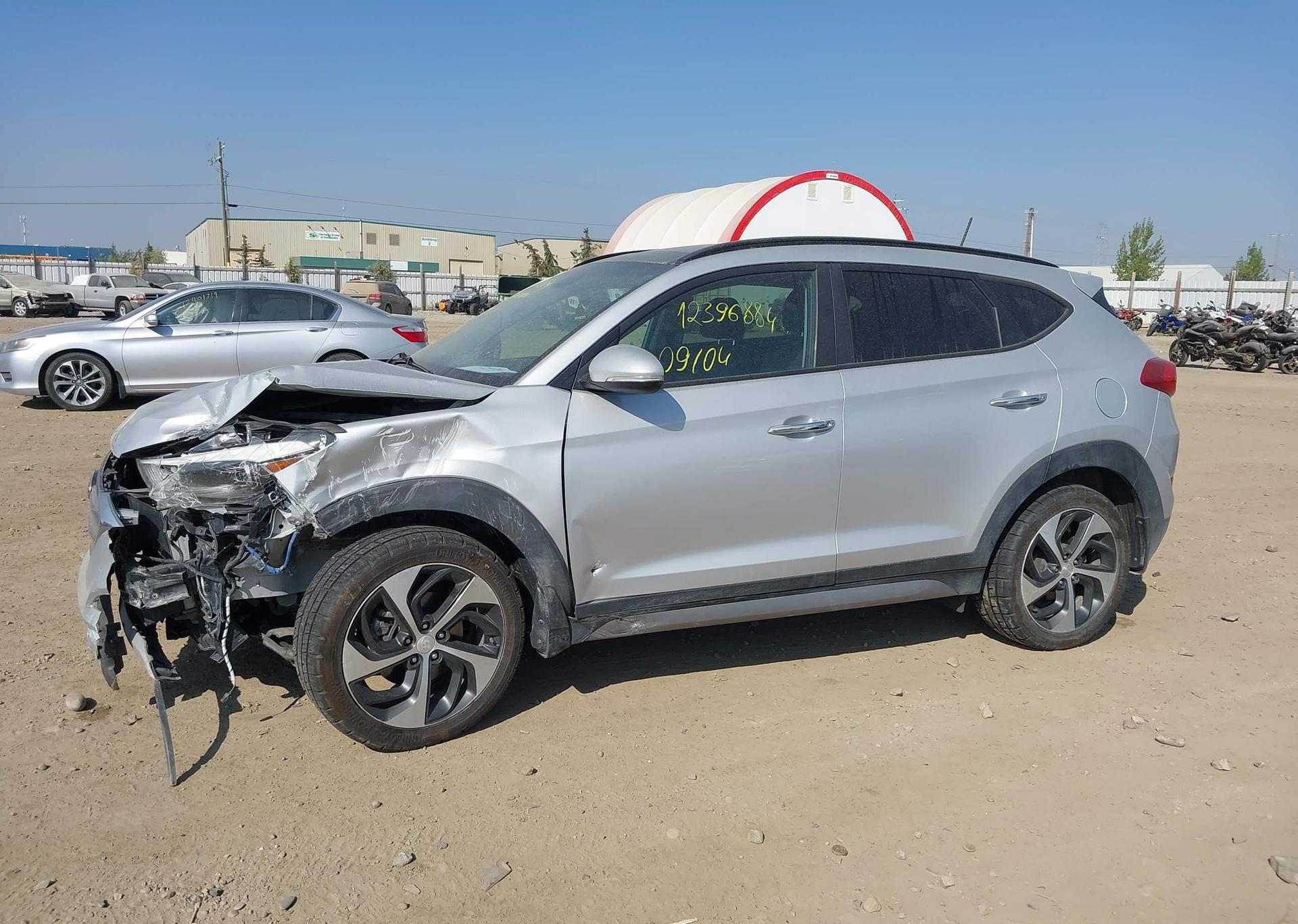 2017 HYUNDAI TUCSON SE