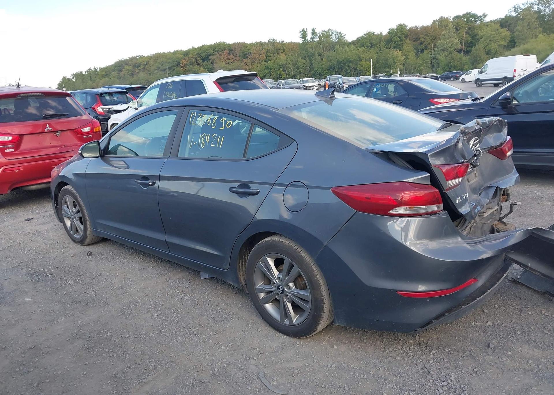 2017 HYUNDAI ELANTRA GL