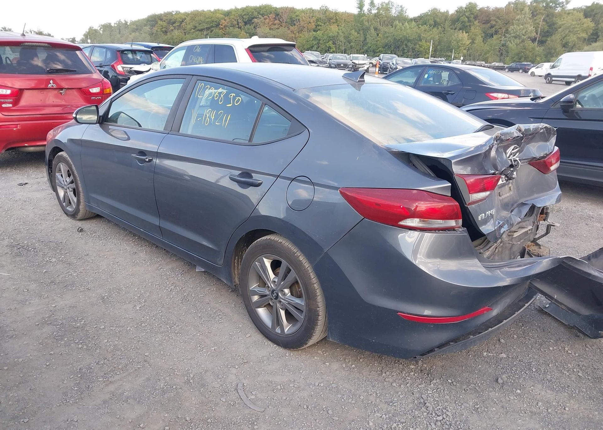 2017 HYUNDAI ELANTRA GL
