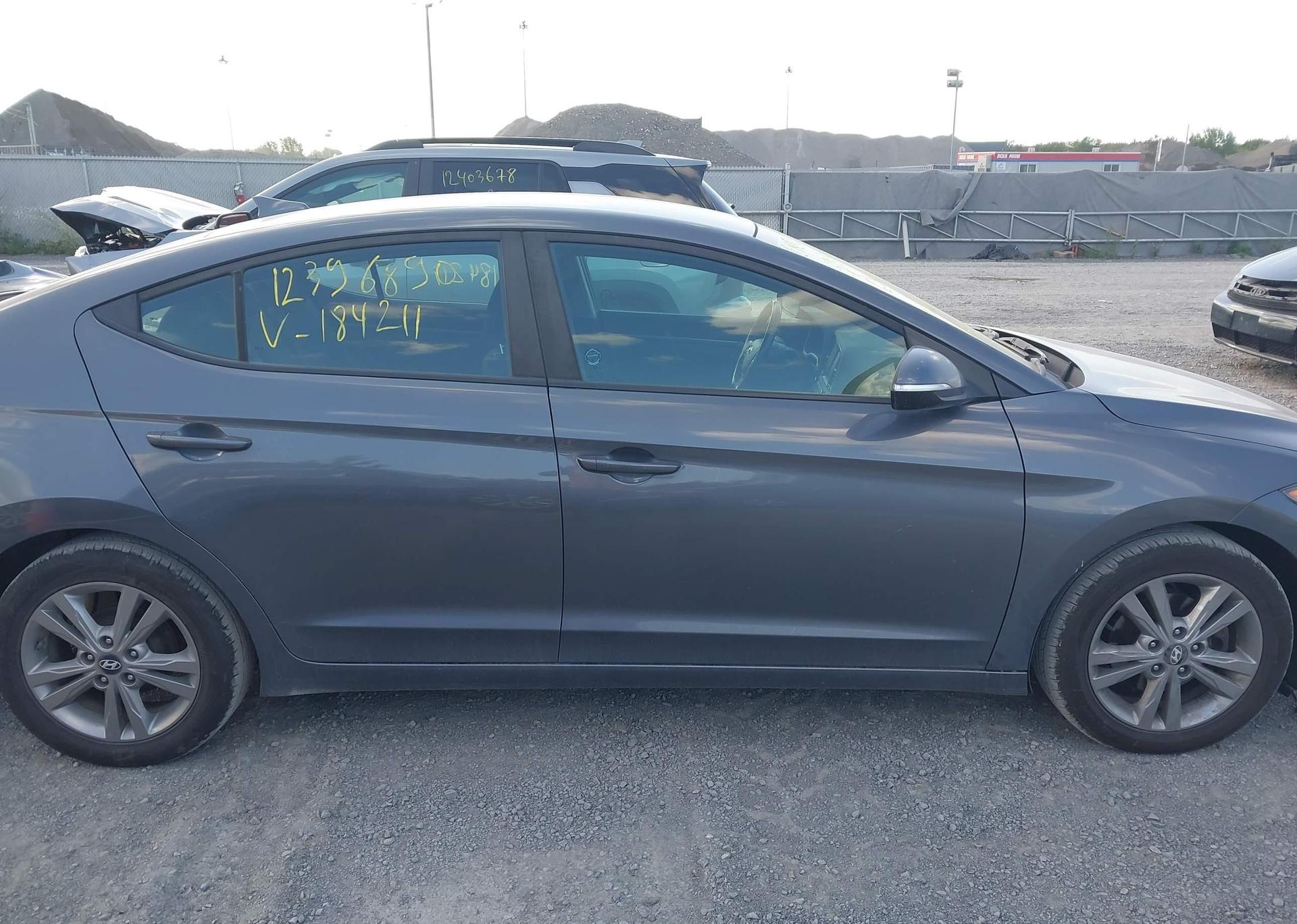 2017 HYUNDAI ELANTRA GL