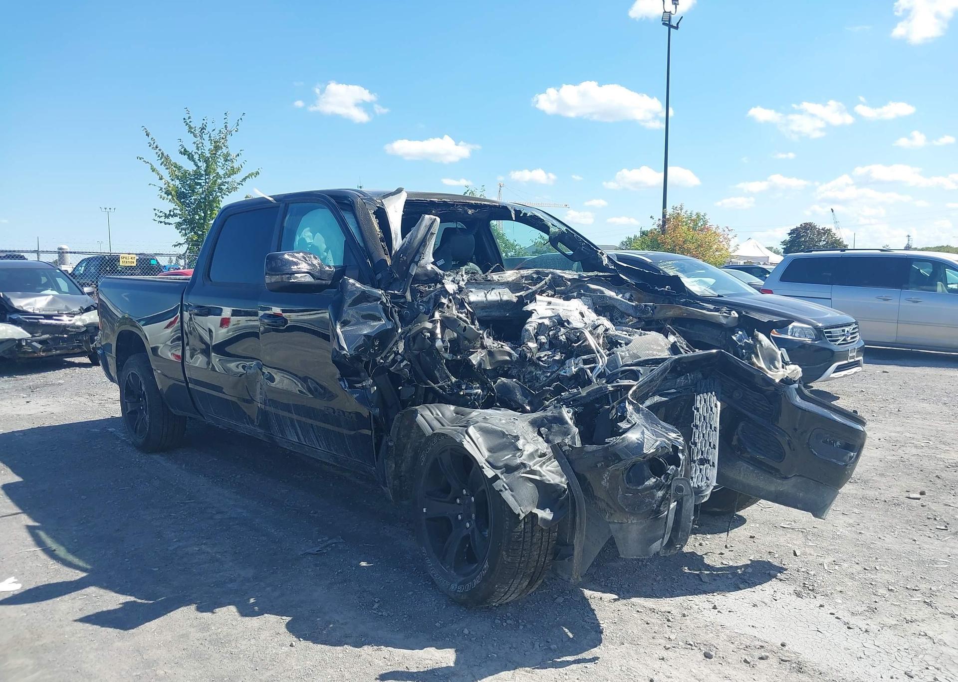 2024 RAM 1500 SPORT