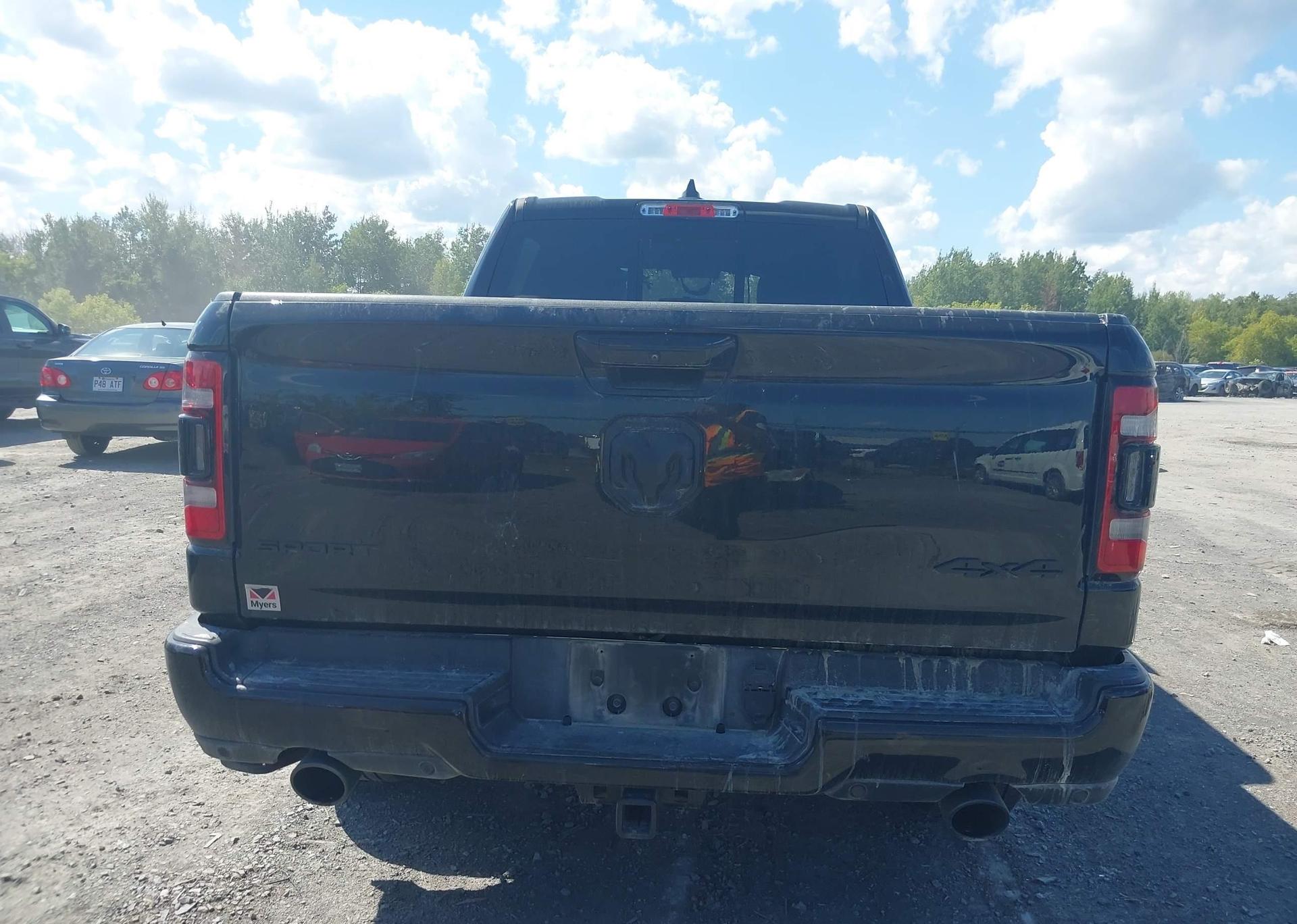 2024 RAM 1500 SPORT