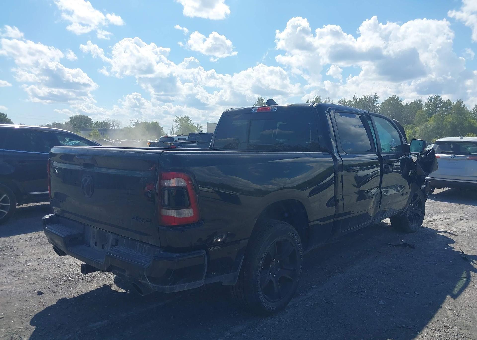2024 RAM 1500 SPORT