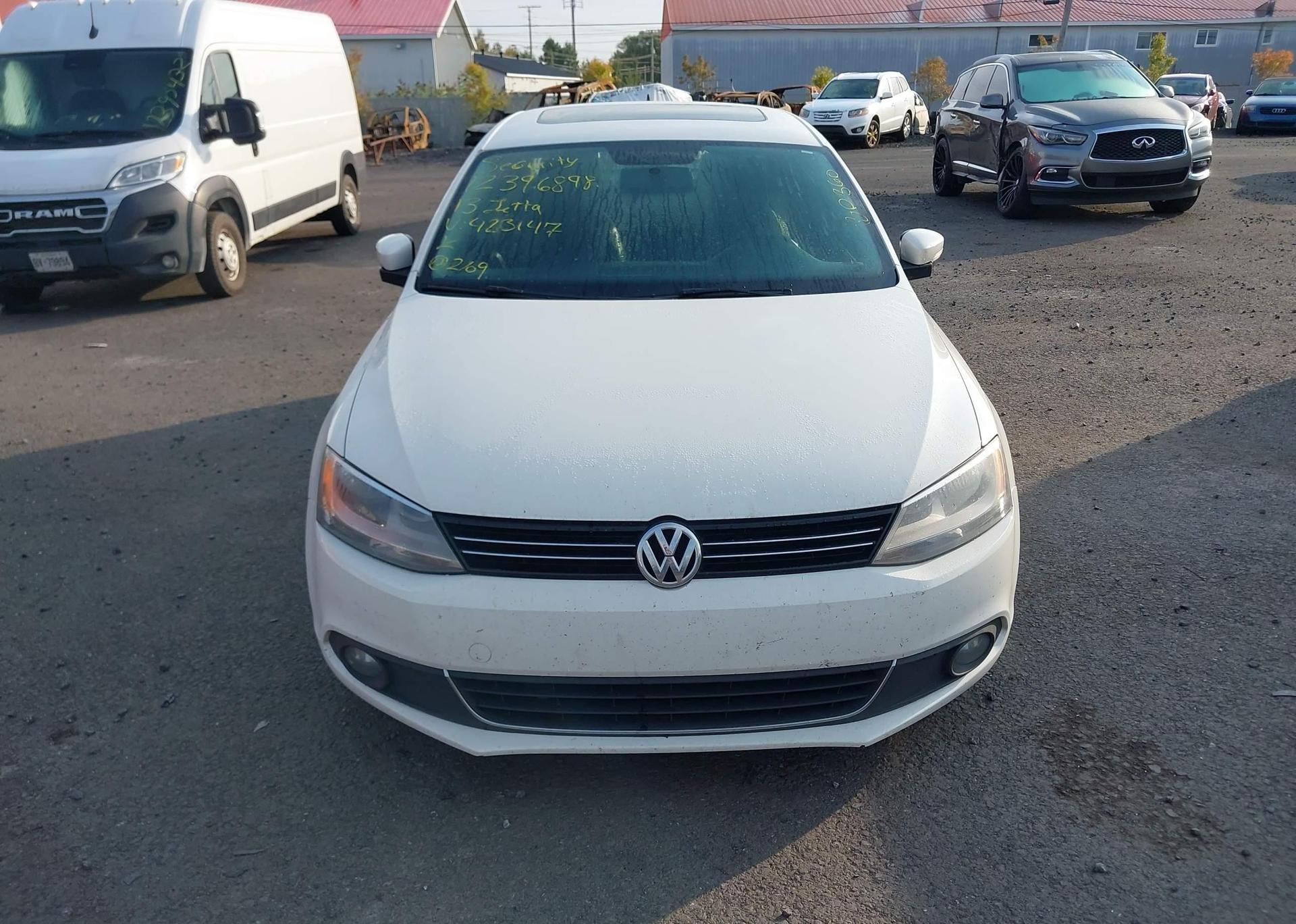 2013 VOLKSWAGEN JETTA 2.5L HIGHLINE
