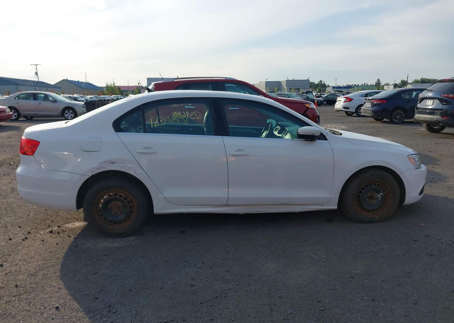 2013 VOLKSWAGEN JETTA 2.5L HIGHLINE