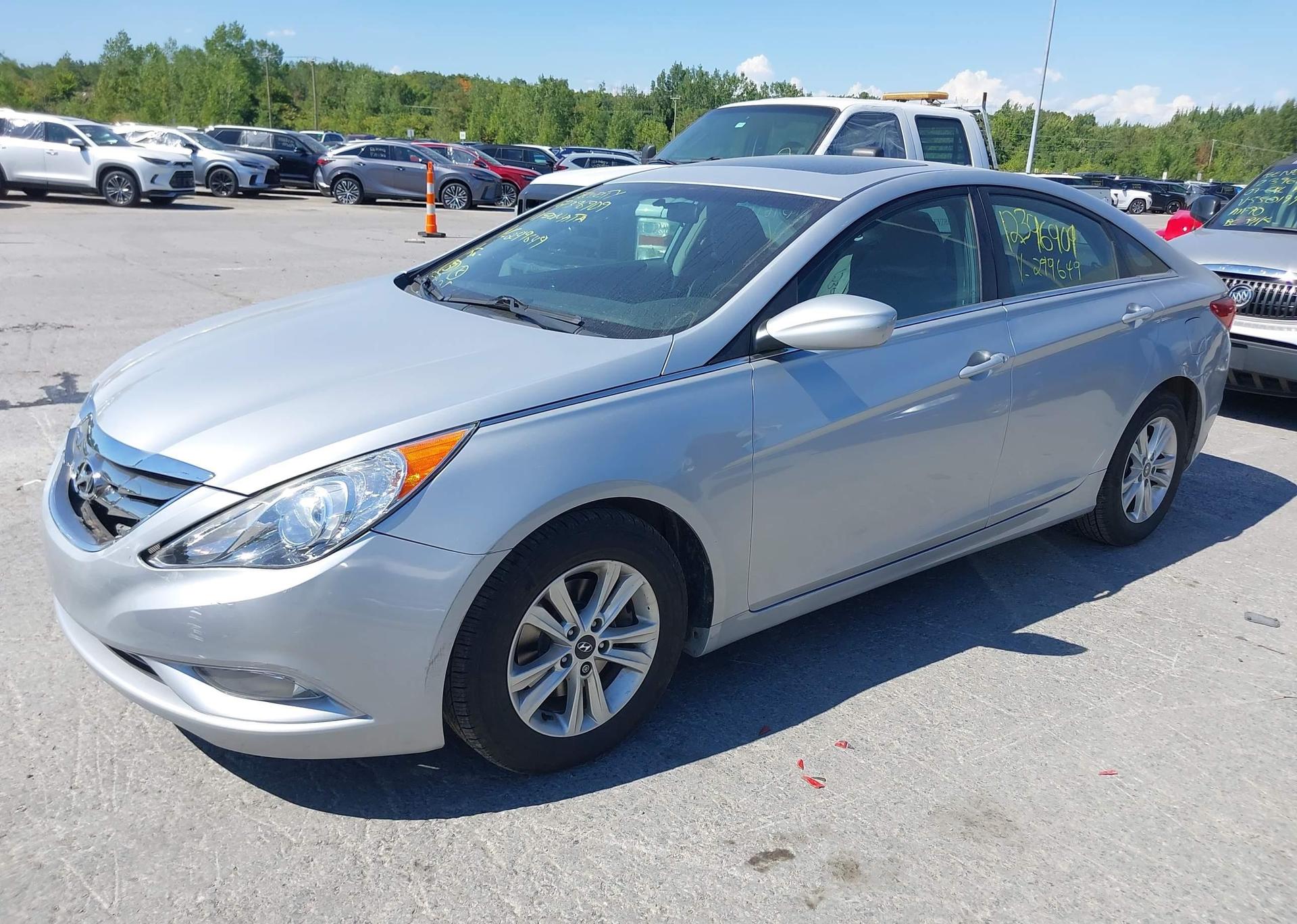 2011 HYUNDAI SONATA GLS
