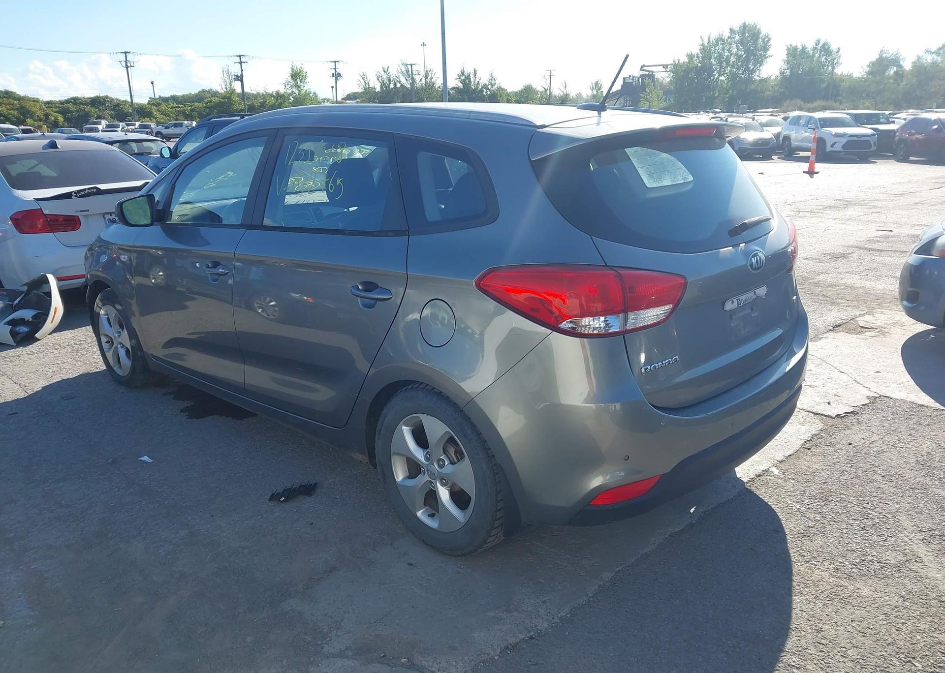 2014 KIA RONDO LX
