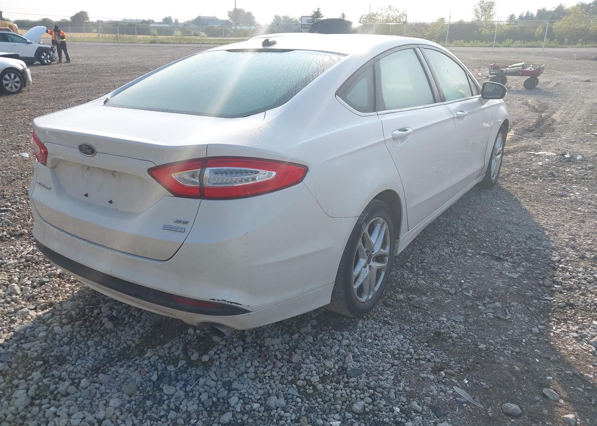 2013 FORD FUSION SE