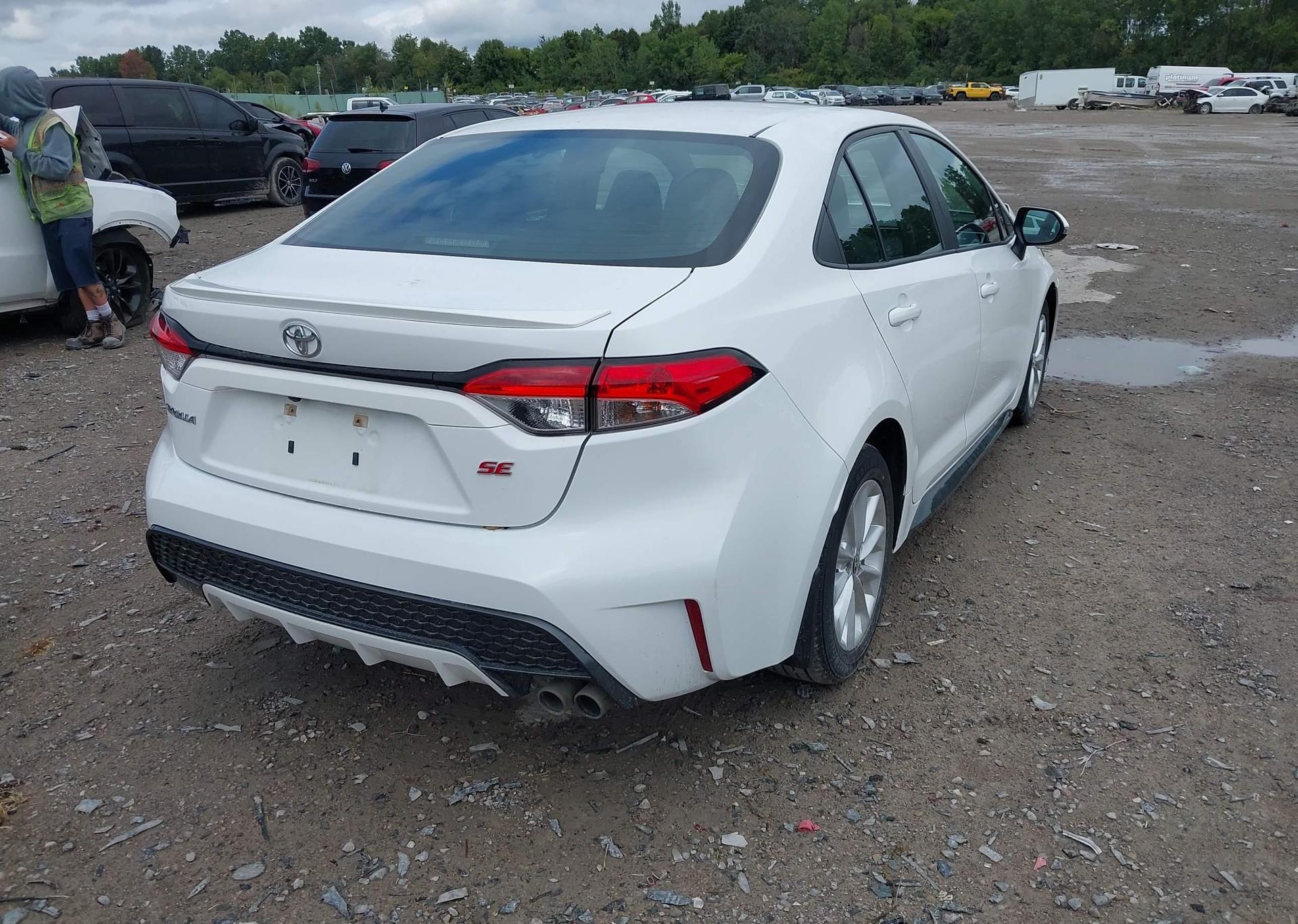 2020 TOYOTA COROLLA SE