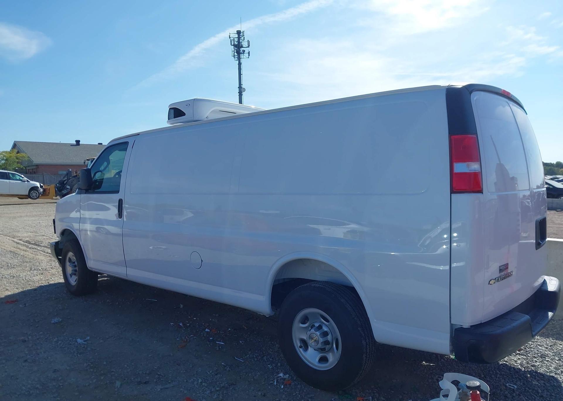 2025 CHEVROLET EXPRESS G2500