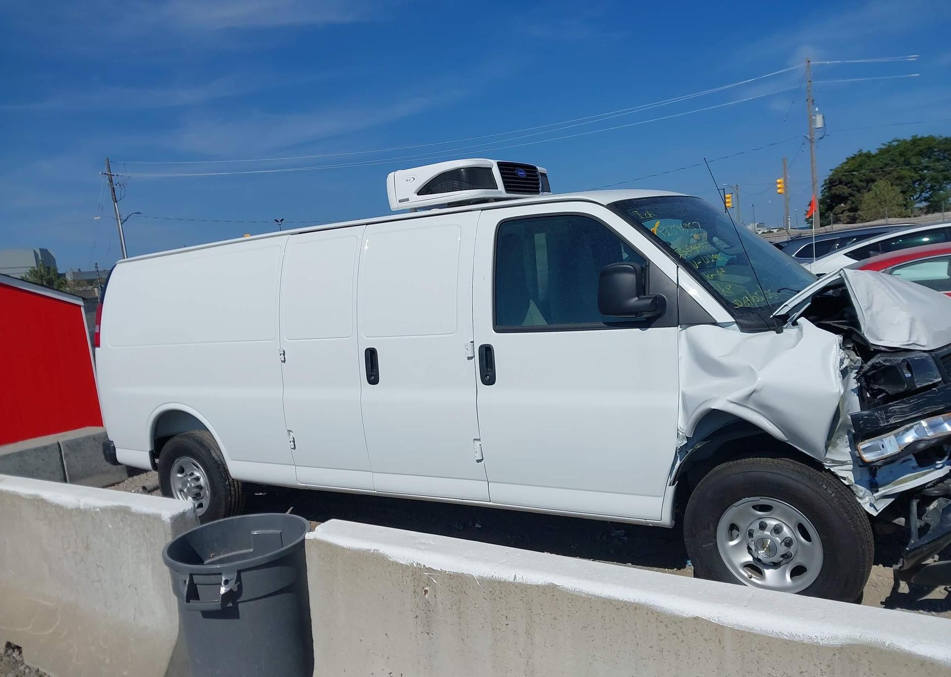 2025 CHEVROLET EXPRESS G2500