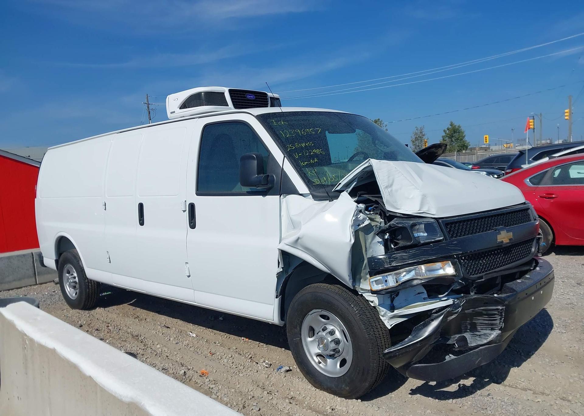 2025 CHEVROLET EXPRESS G2500