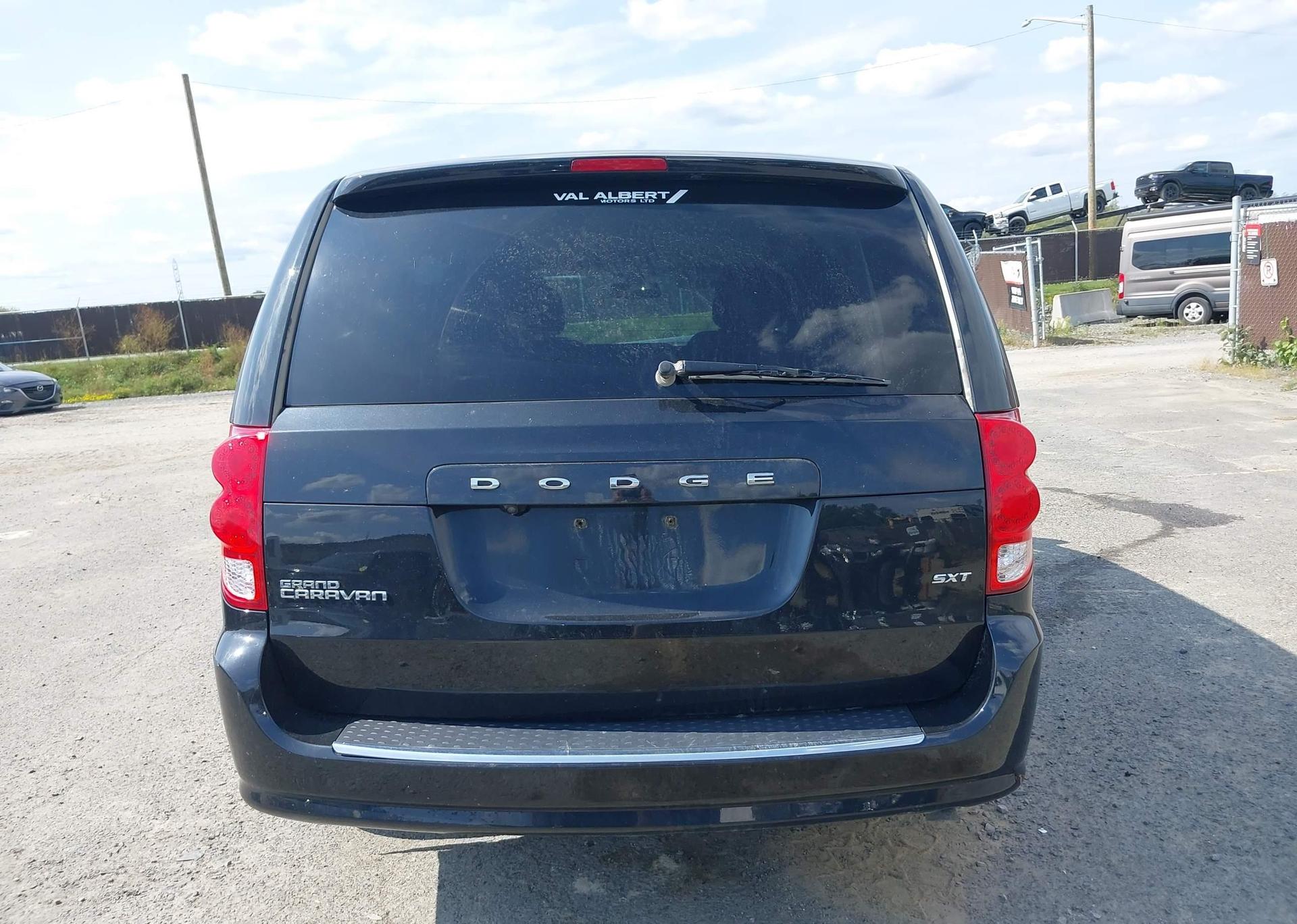 2019 DODGE GRAND CARAVAN SE
