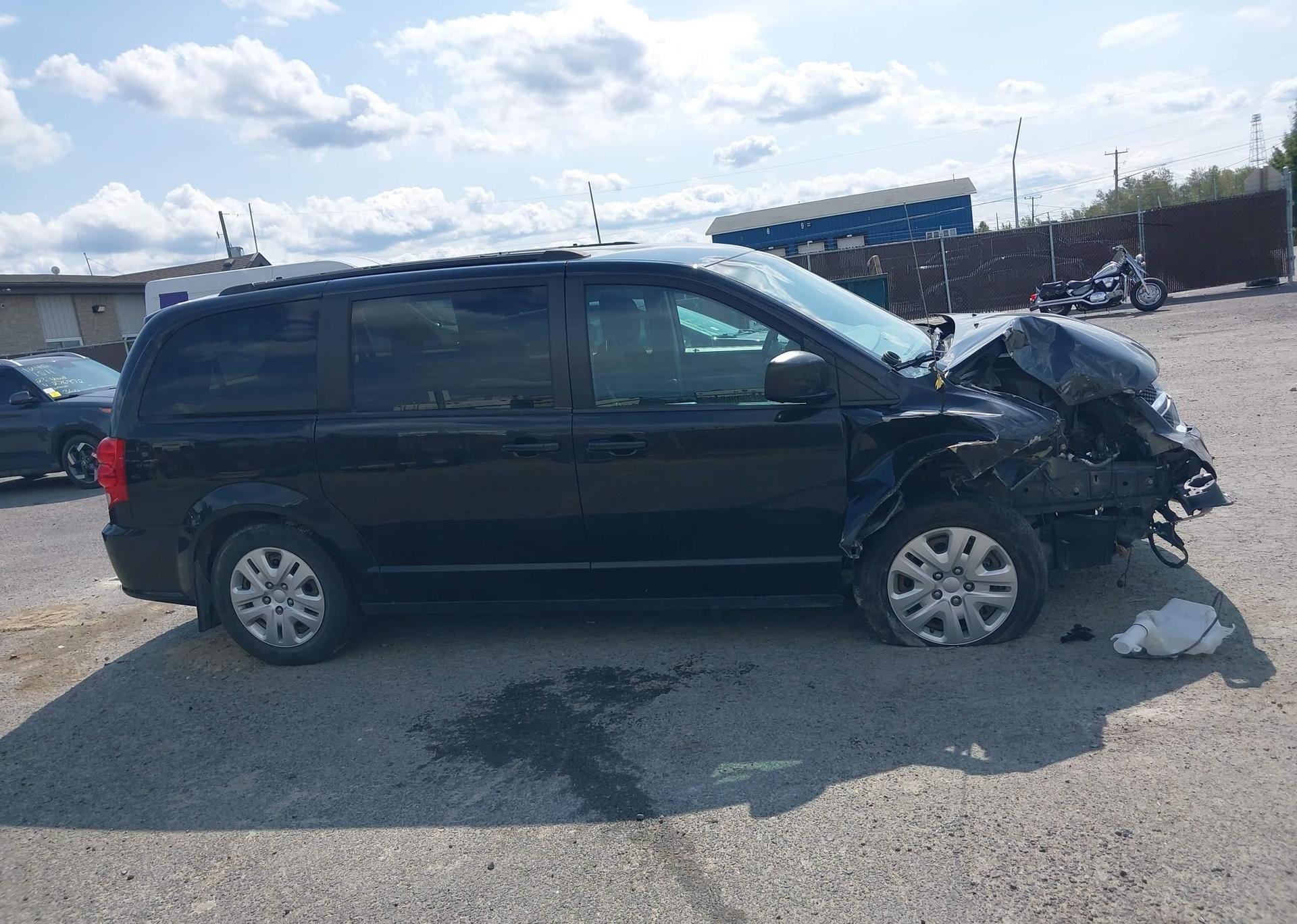 2019 DODGE GRAND CARAVAN SE