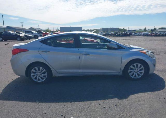 2013 HYUNDAI ELANTRA GL