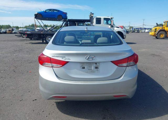 2013 HYUNDAI ELANTRA GL