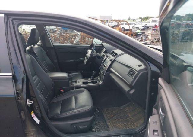 2016 TOYOTA CAMRY XLE
