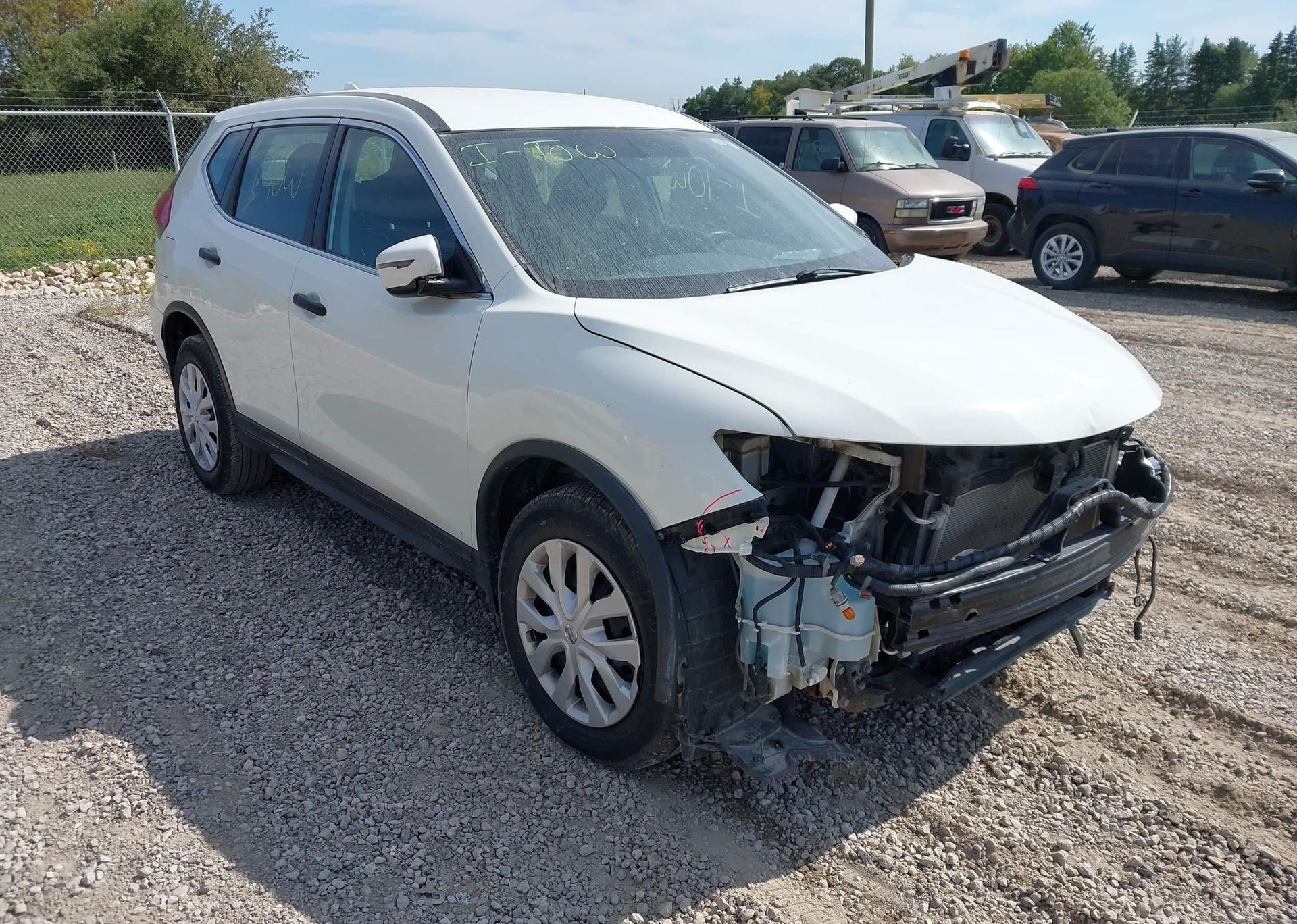 2017 NISSAN ROGUE SV