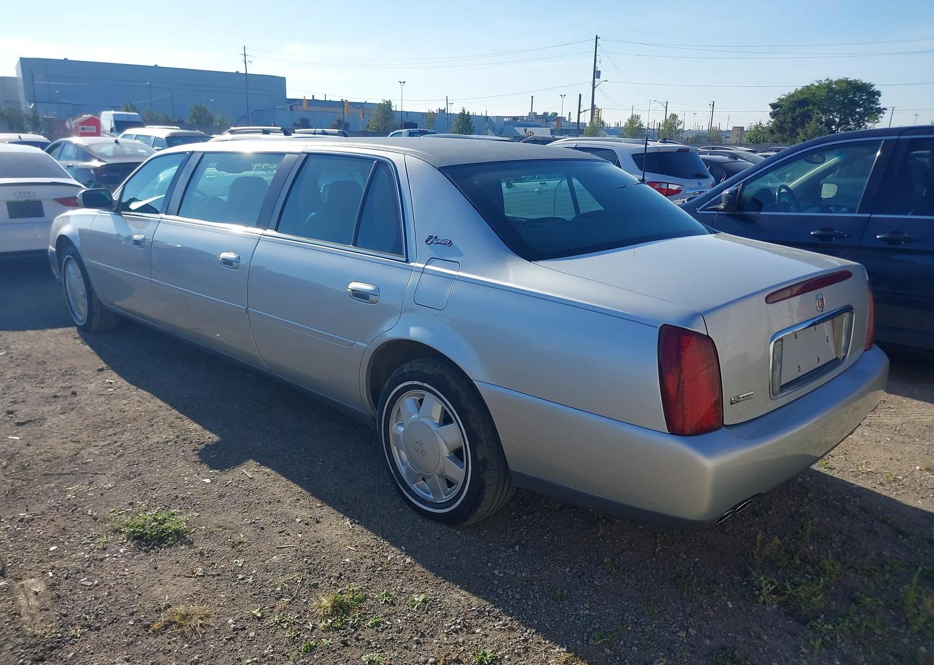 2004 CADILLAC PROFESSIONAL CHASSIS